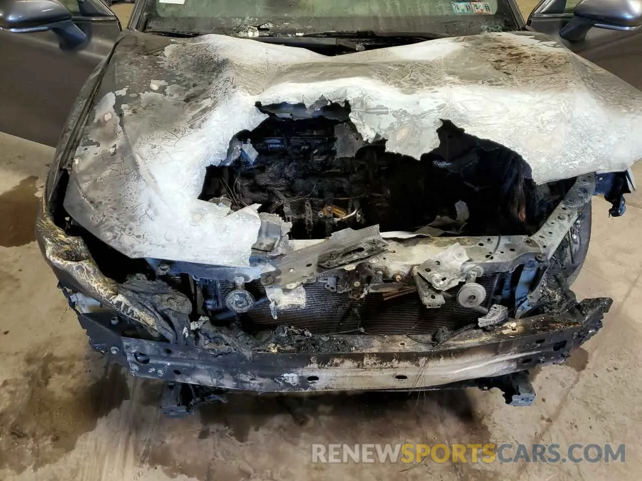 11 Photograph of a damaged car 4T1M11BK2LU007740 TOYOTA CAMRY 2020