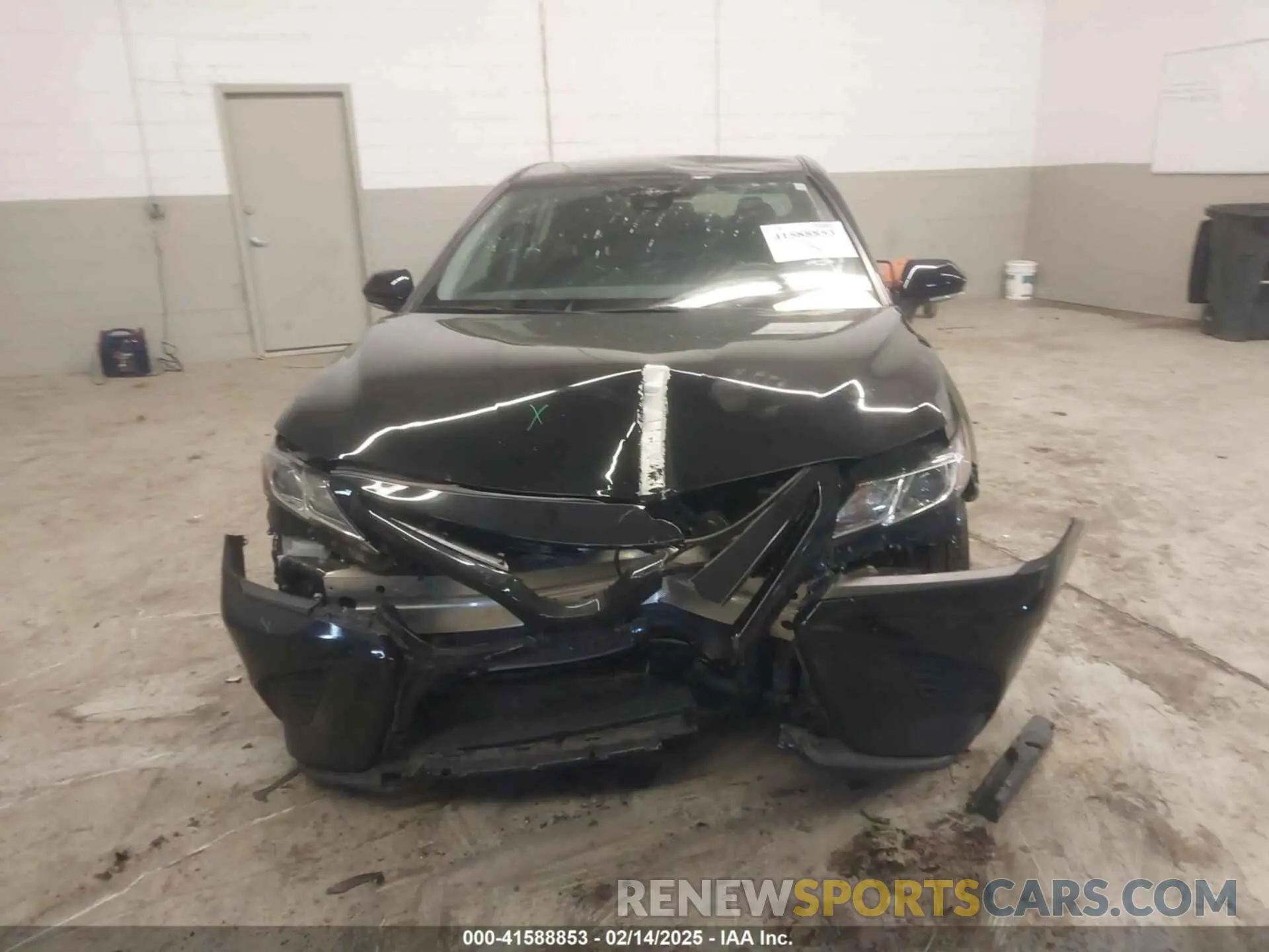 13 Фотография поврежденного автомобиля 4T1M11BK8LU006009 TOYOTA CAMRY 2020