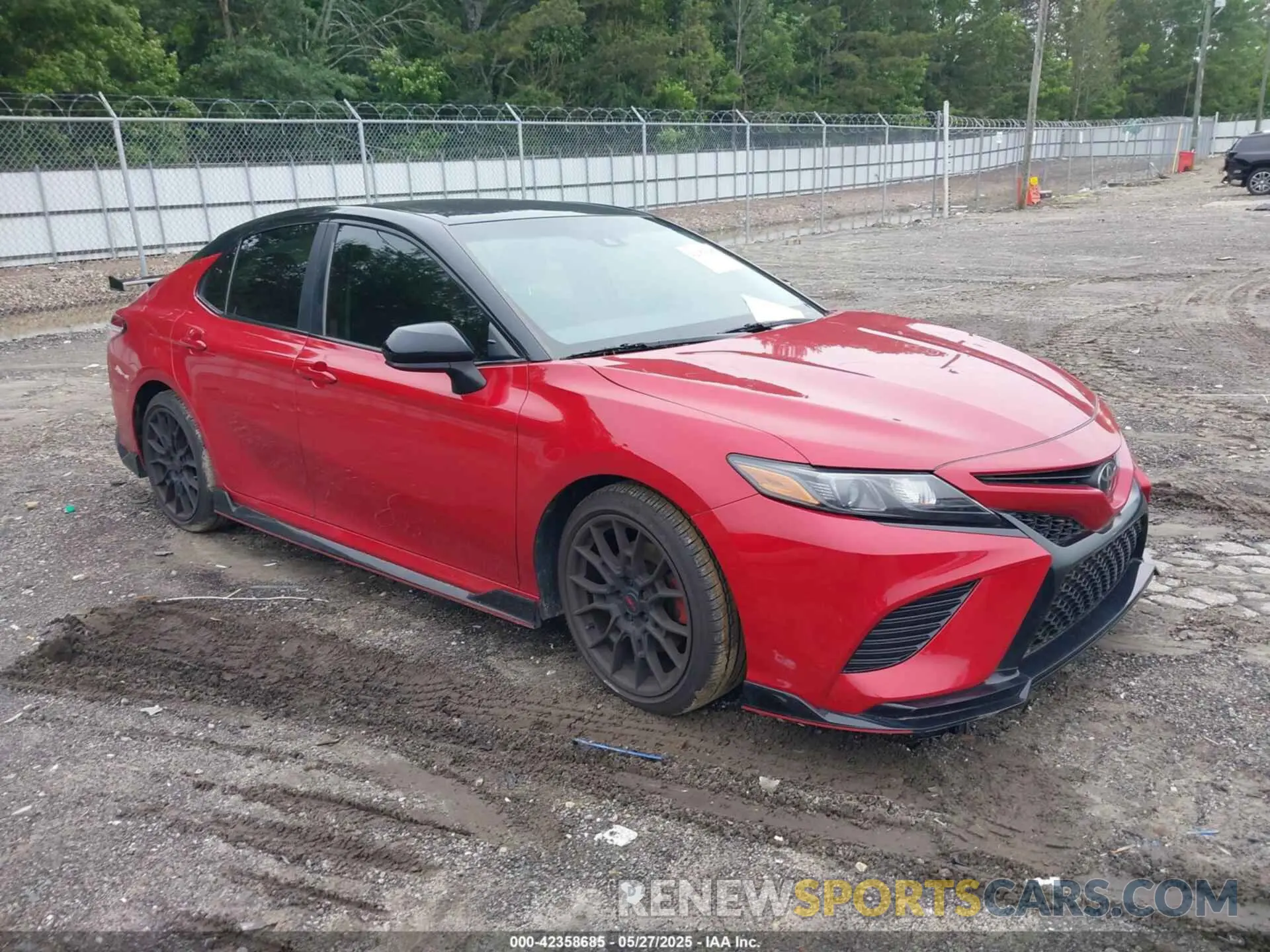 1 Photograph of a damaged car 4T1NZ1AK4LU042438 TOYOTA CAMRY 2020