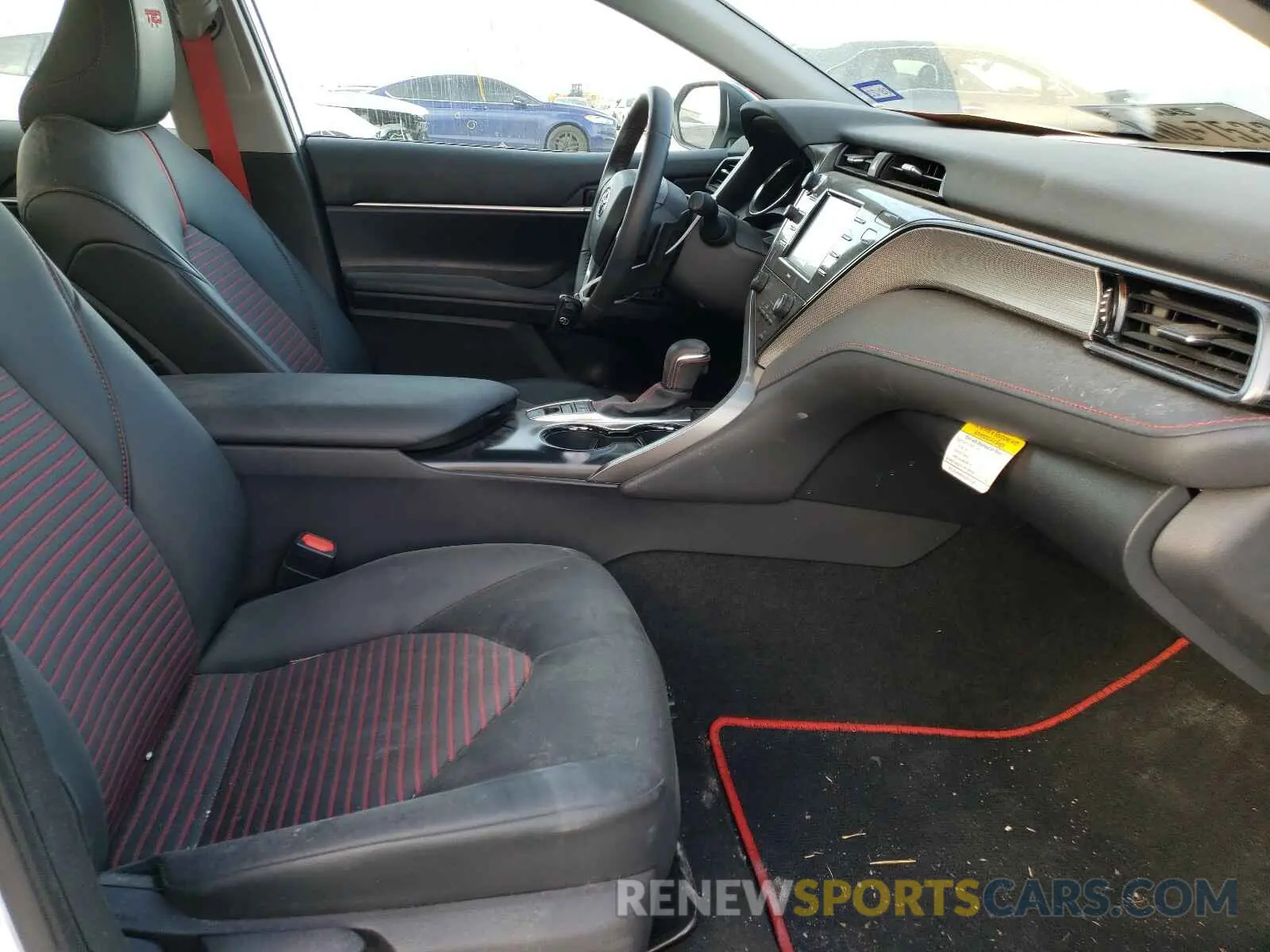 5 Photograph of a damaged car 4T1NZ1AK5LU043291 TOYOTA CAMRY 2020
