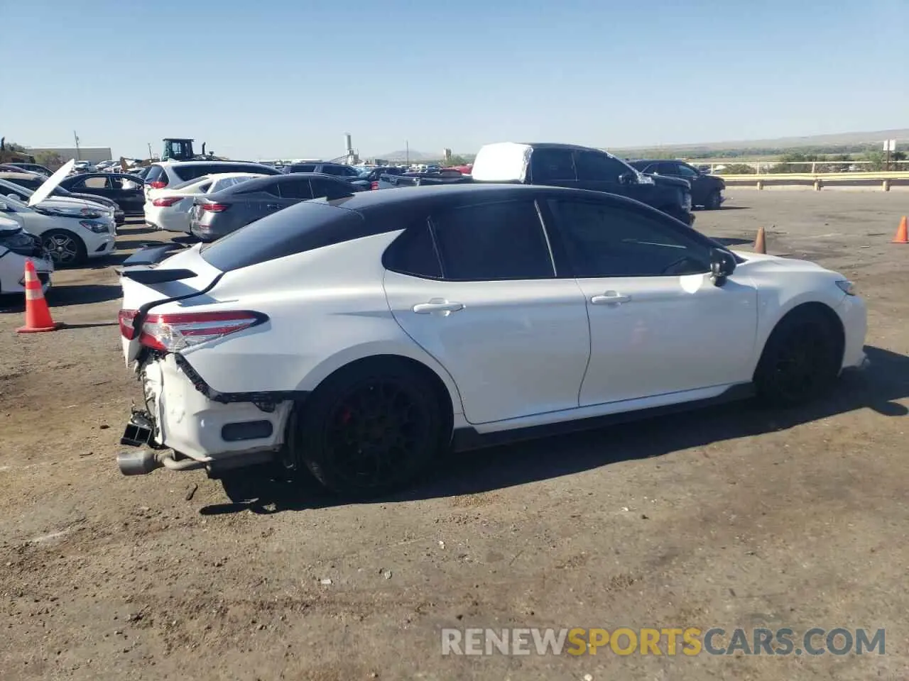 3 Photograph of a damaged car 4T1NZ1AK6LU038990 TOYOTA CAMRY 2020