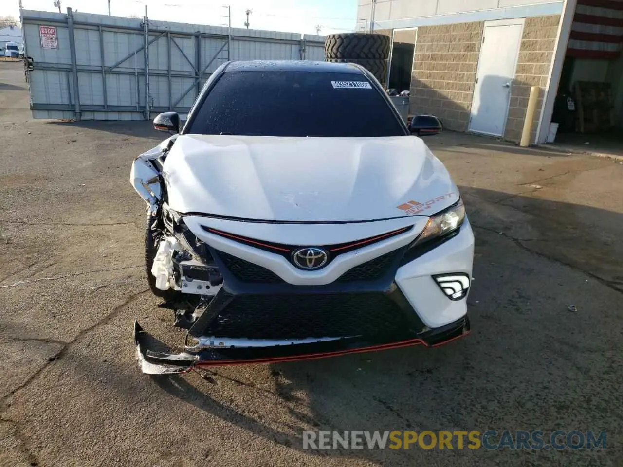 5 Photograph of a damaged car 4T1NZ1AK6LU041727 TOYOTA CAMRY 2020