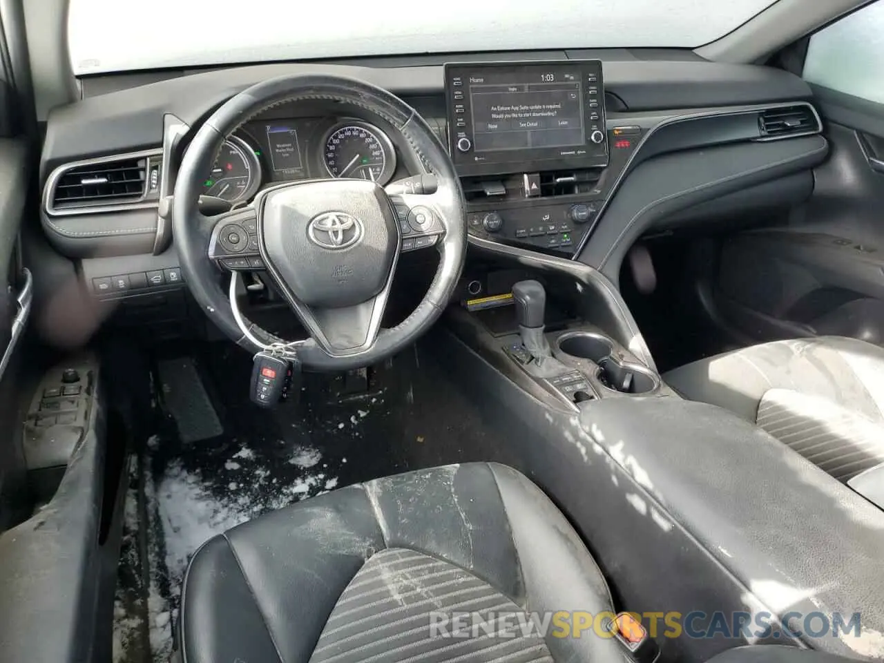 8 Фотография поврежденного автомобиля 4T1B21HK4MU015531 TOYOTA CAMRY 2021