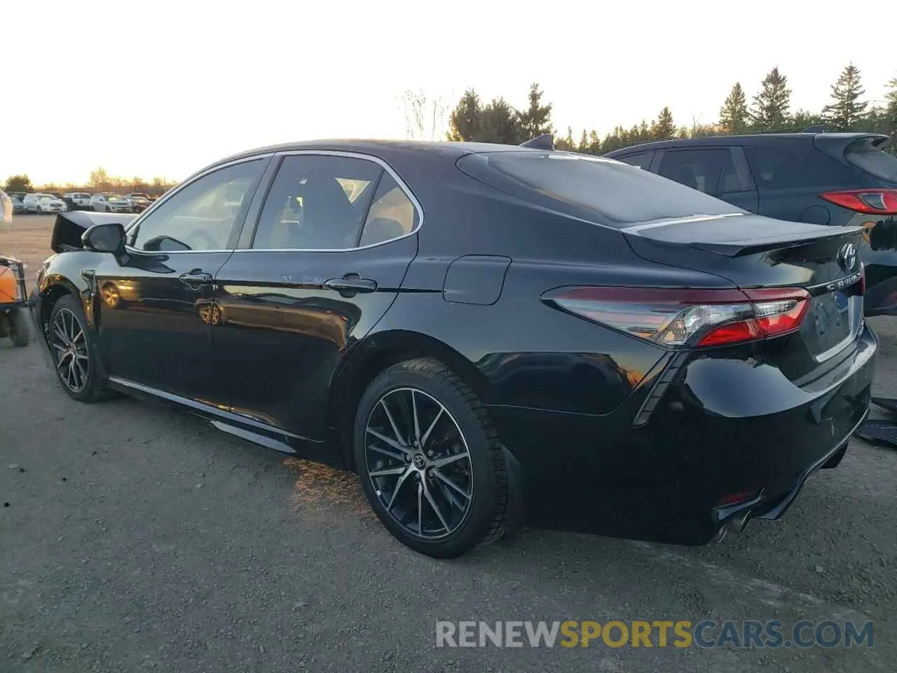 2 Photograph of a damaged car 4T1B21HK4MU016078 TOYOTA CAMRY 2021