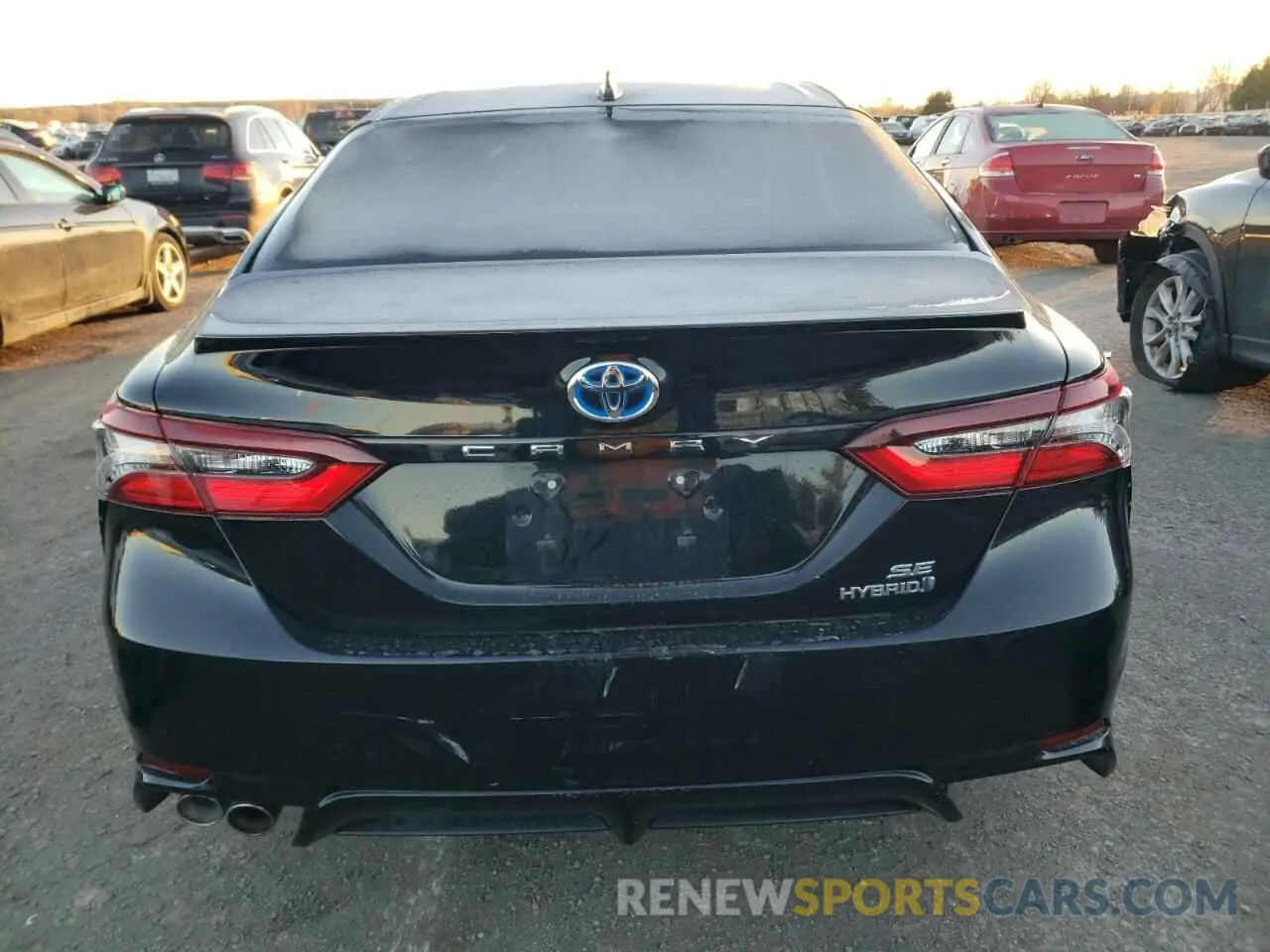 6 Photograph of a damaged car 4T1B21HK4MU016078 TOYOTA CAMRY 2021