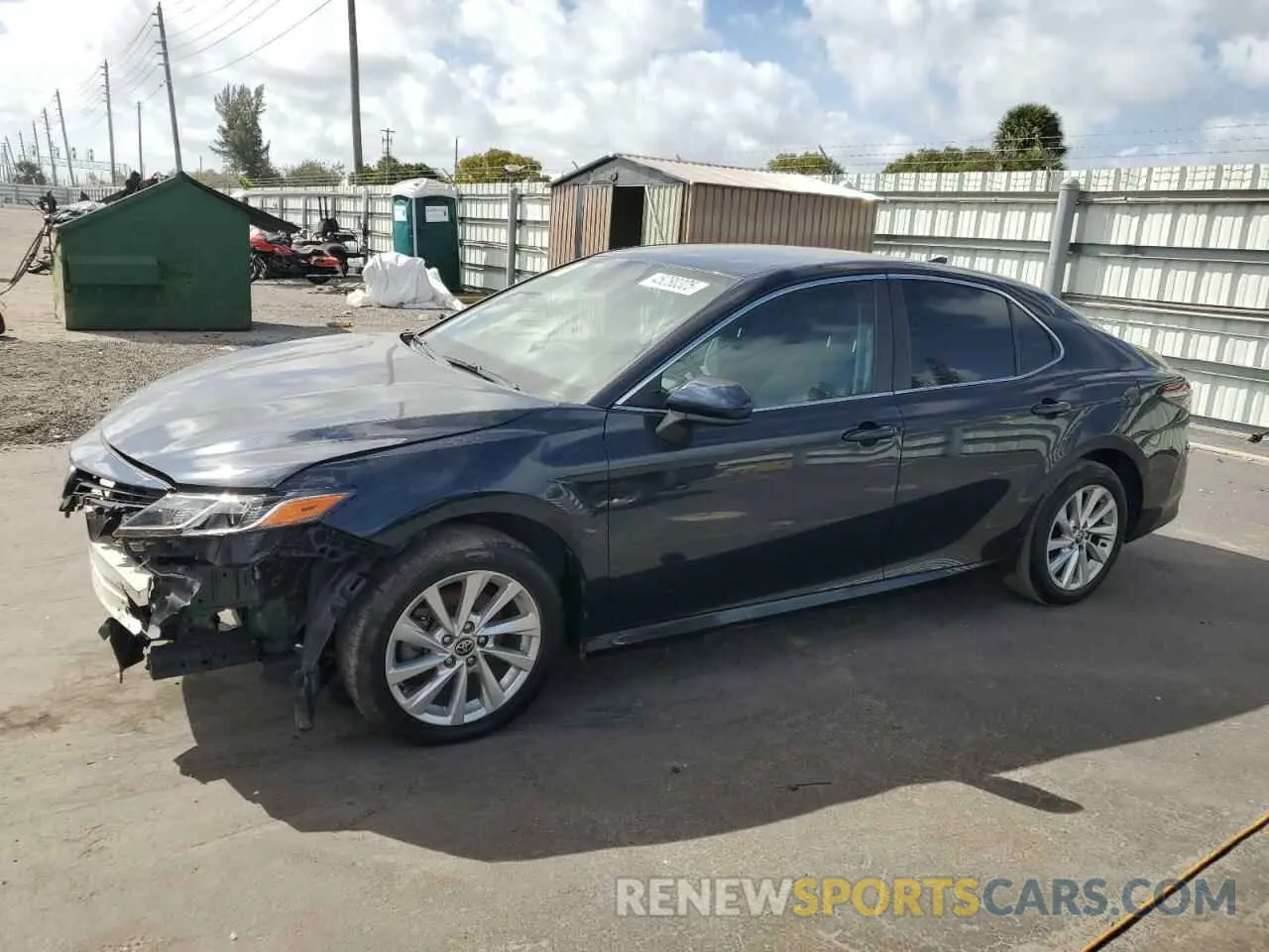 1 Фотография поврежденного автомобиля 4T1C11AK0MU442688 TOYOTA CAMRY 2021