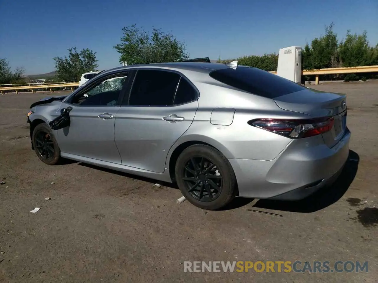 2 Photograph of a damaged car 4T1C11AK0MU451018 TOYOTA CAMRY 2021