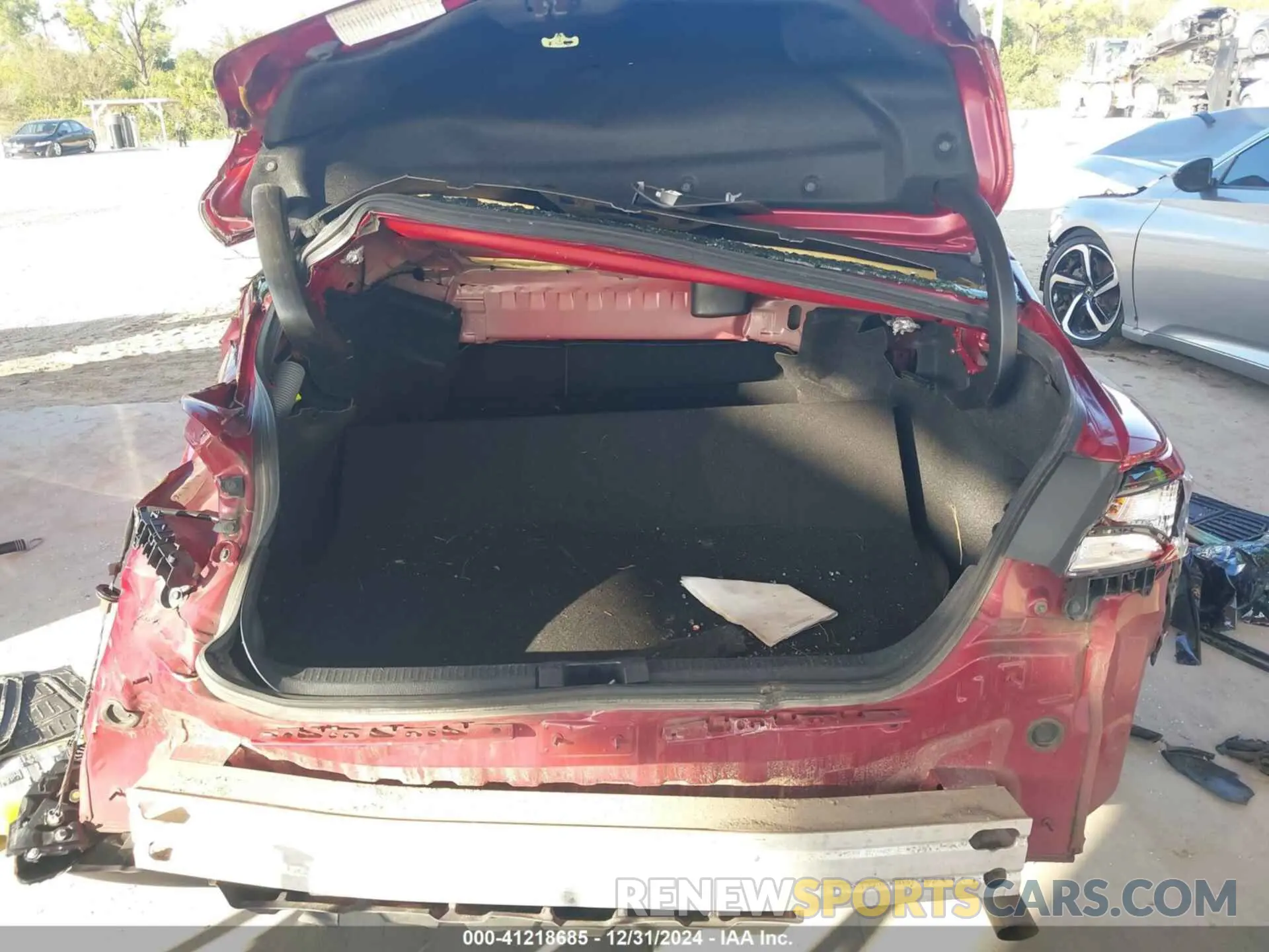 16 Photograph of a damaged car 4T1C11AK0MU466778 TOYOTA CAMRY 2021