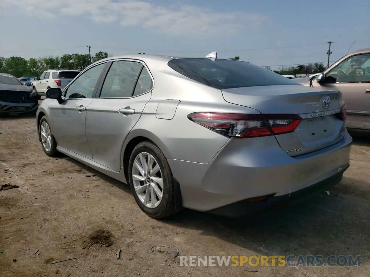 3 Photograph of a damaged car 4T1C11AK0MU478204 TOYOTA CAMRY 2021