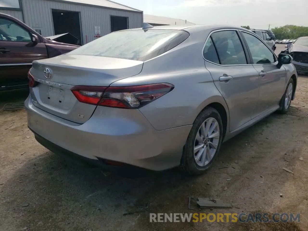 4 Photograph of a damaged car 4T1C11AK0MU478204 TOYOTA CAMRY 2021