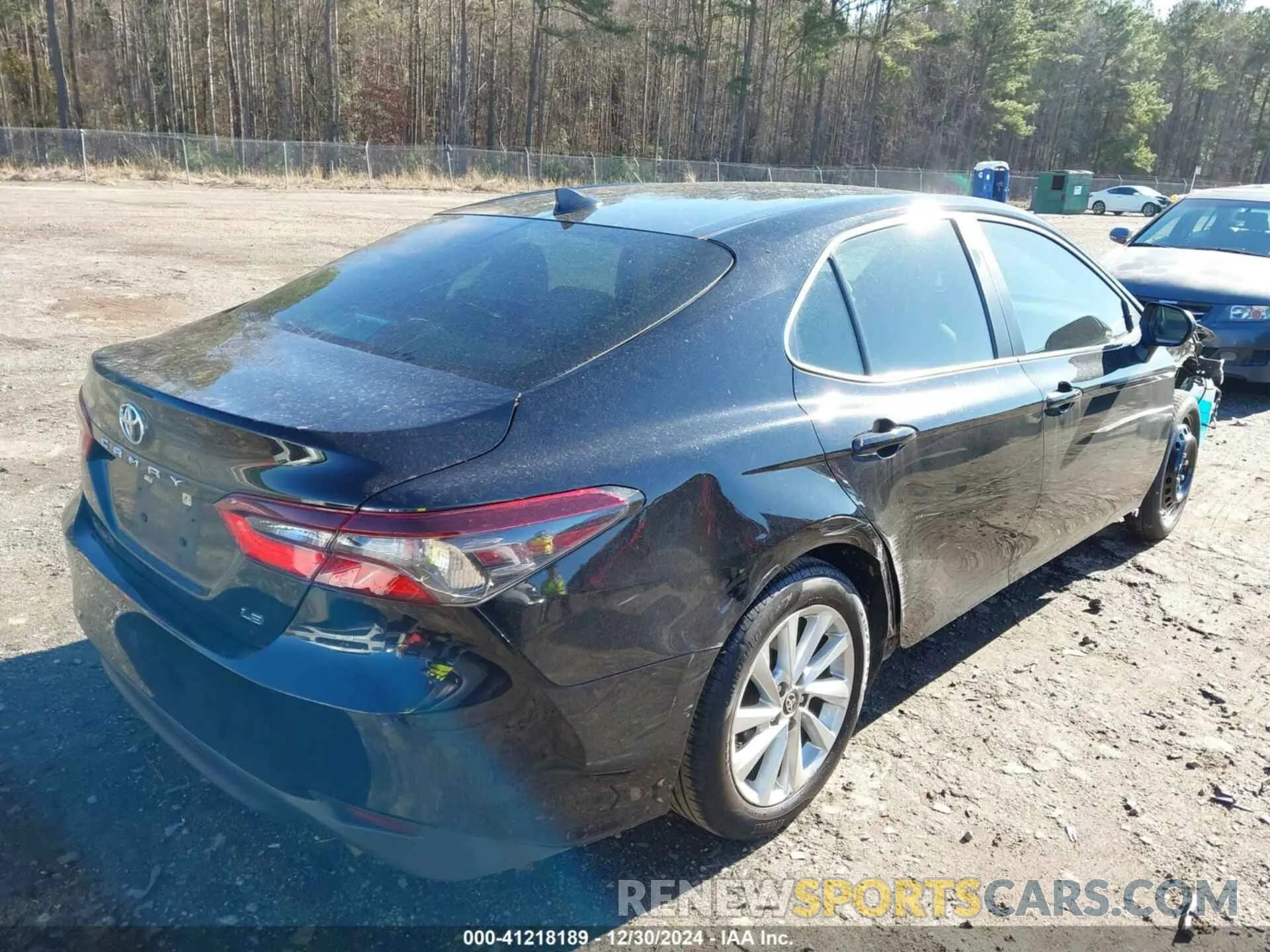 4 Фотография поврежденного автомобиля 4T1C11AK0MU539583 TOYOTA CAMRY 2021