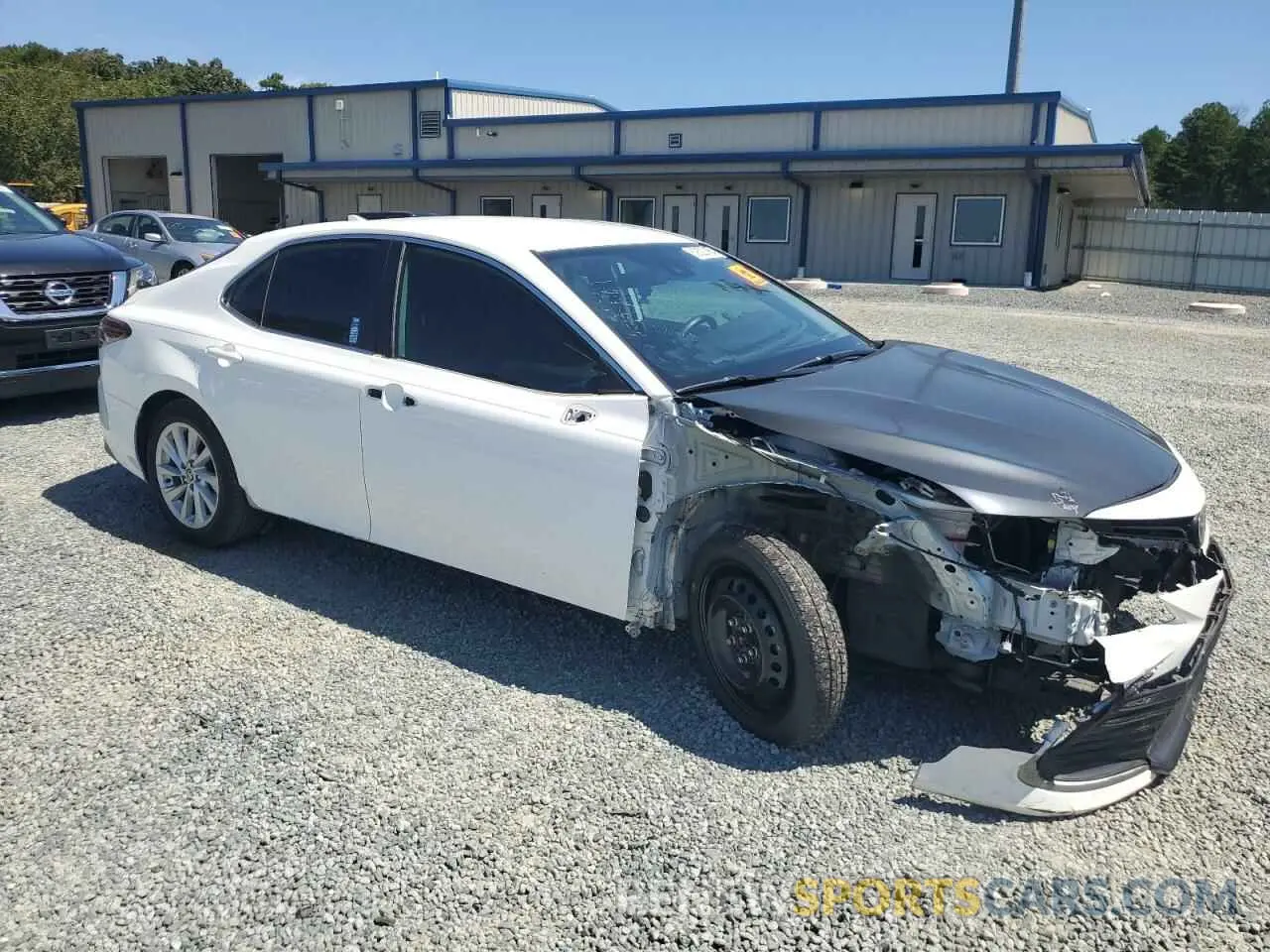 4 Photograph of a damaged car 4T1C11AK0MU570008 TOYOTA CAMRY 2021