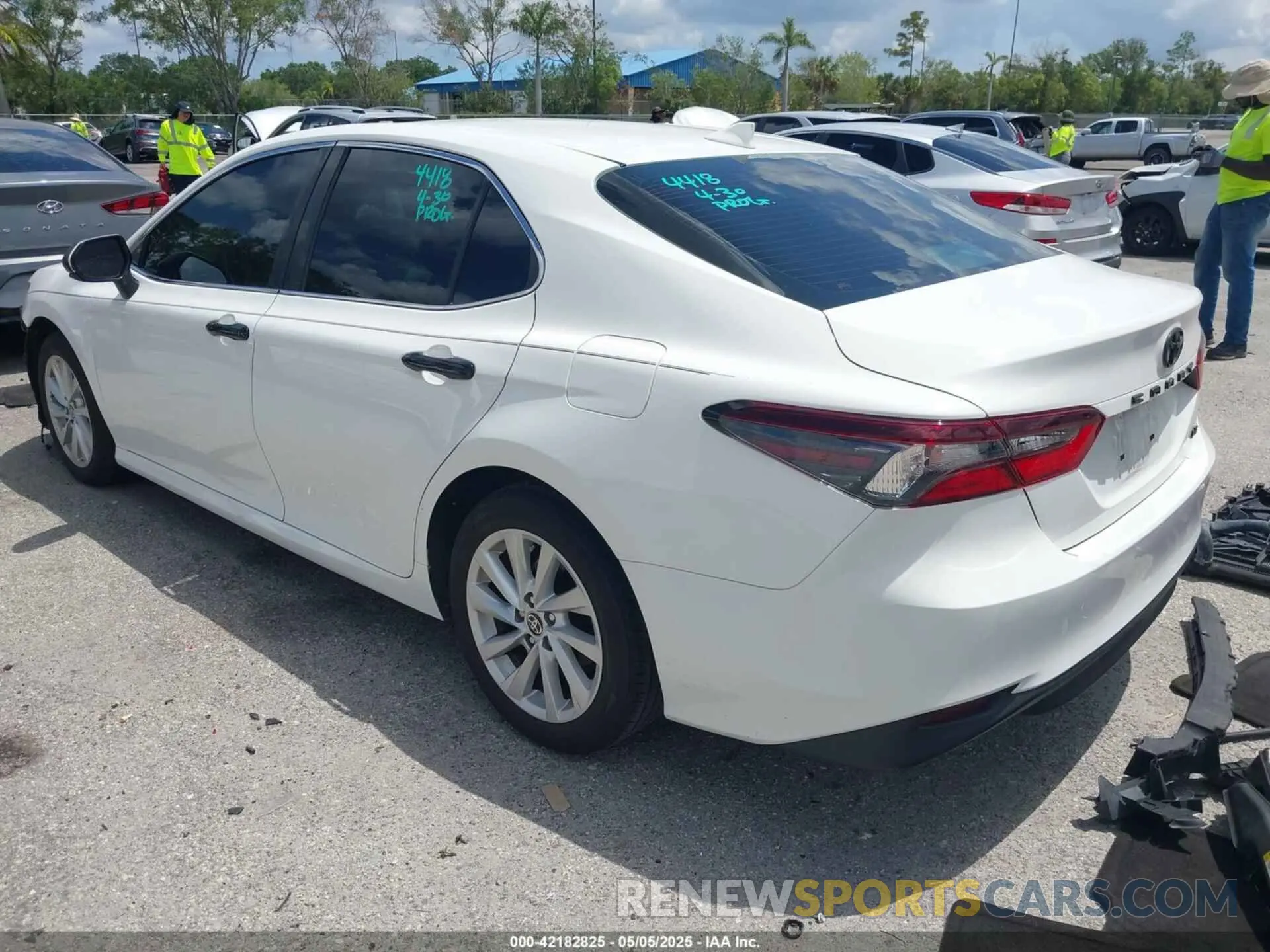 3 Photograph of a damaged car 4T1C11AK1MU448211 TOYOTA CAMRY 2021