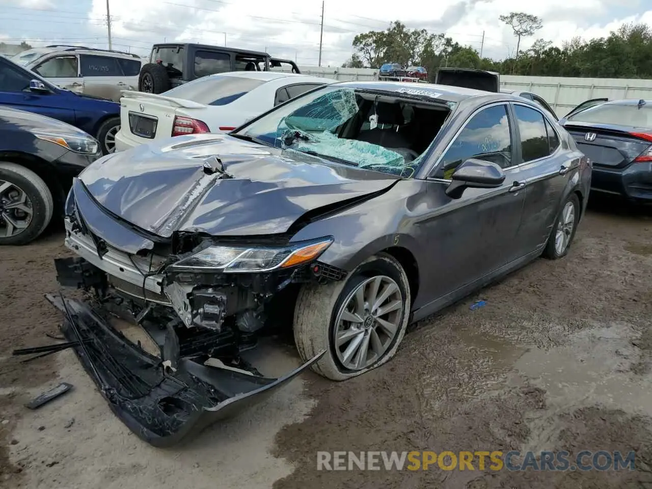 2 Фотография поврежденного автомобиля 4T1C11AK1MU464070 TOYOTA CAMRY 2021
