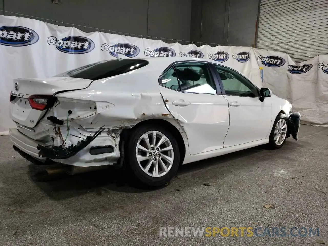 3 Photograph of a damaged car 4T1C11AK1MU558045 TOYOTA CAMRY 2021