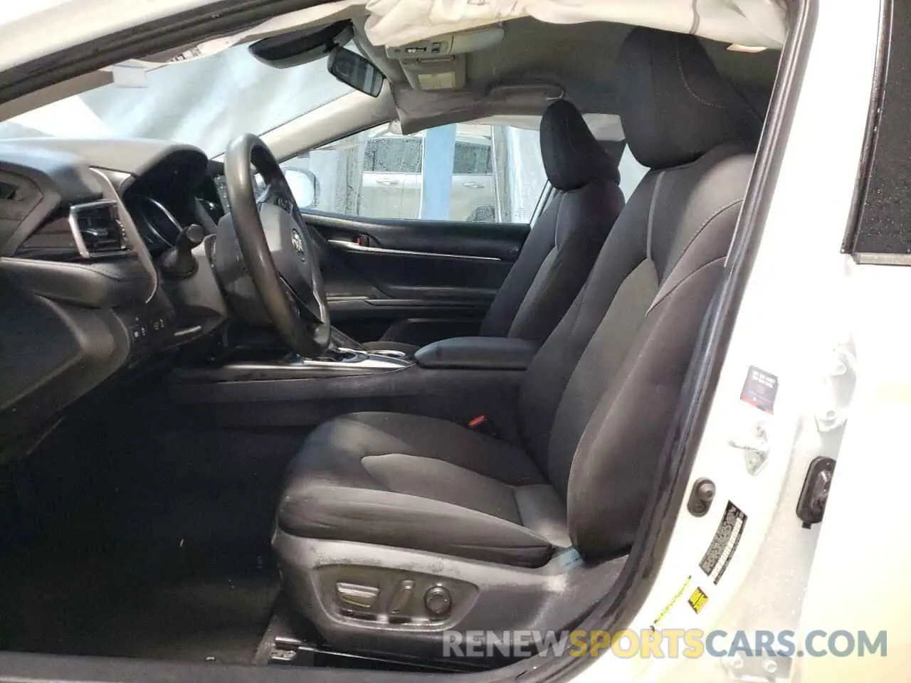 7 Photograph of a damaged car 4T1C11AK1MU588226 TOYOTA CAMRY 2021