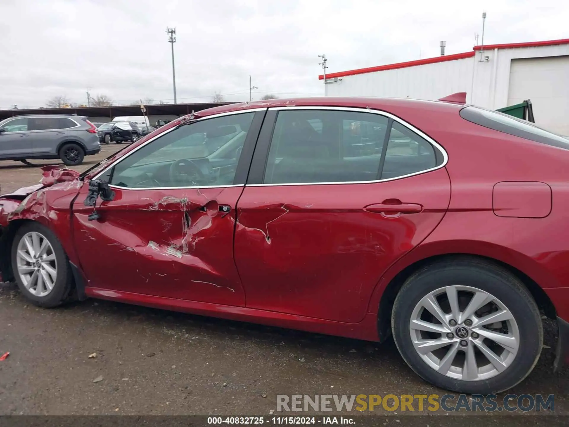 14 Фотография поврежденного автомобиля 4T1C11AK2MU422183 TOYOTA CAMRY 2021