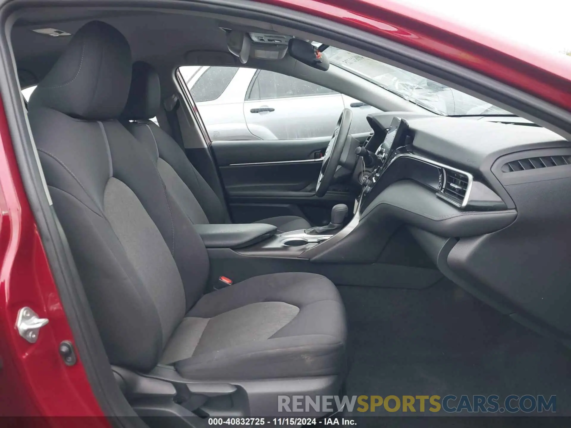 5 Фотография поврежденного автомобиля 4T1C11AK2MU422183 TOYOTA CAMRY 2021