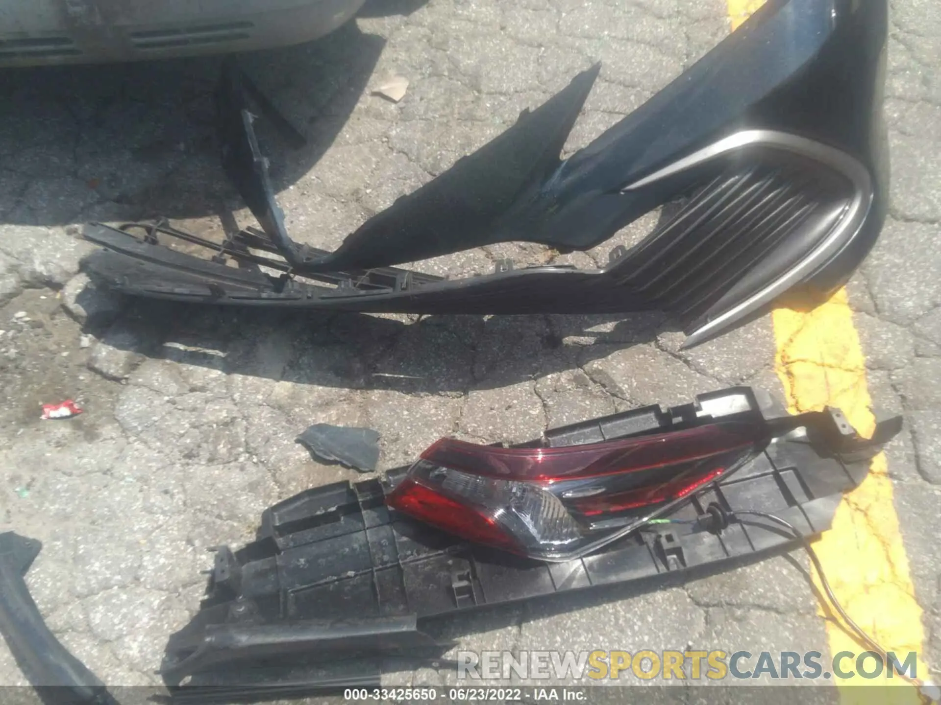 11 Фотография поврежденного автомобиля 4T1C11AK2MU450324 TOYOTA CAMRY 2021