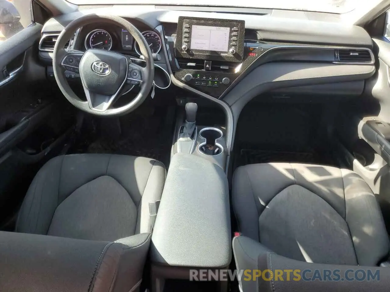8 Фотография поврежденного автомобиля 4T1C11AK2MU539231 TOYOTA CAMRY 2021