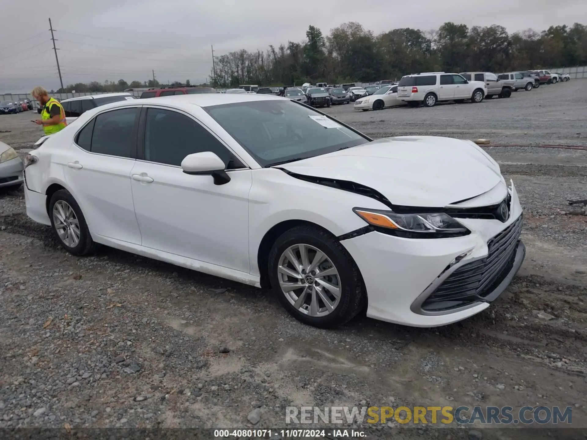 1 Photograph of a damaged car 4T1C11AK2MU545501 TOYOTA CAMRY 2021