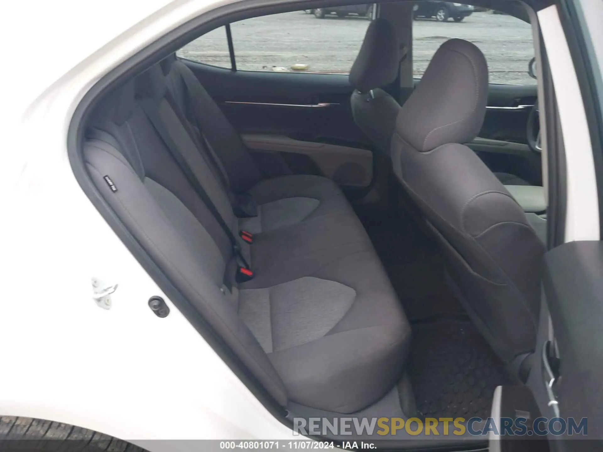 8 Photograph of a damaged car 4T1C11AK2MU545501 TOYOTA CAMRY 2021