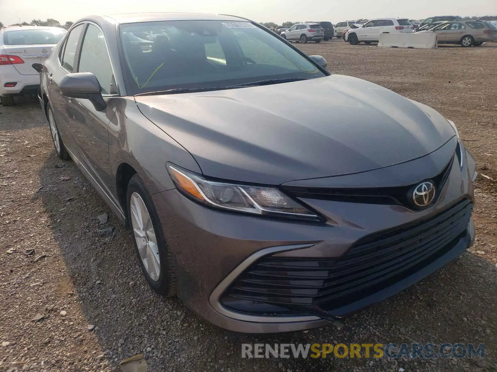 1 Photograph of a damaged car 4T1C11AK2MU576277 TOYOTA CAMRY 2021