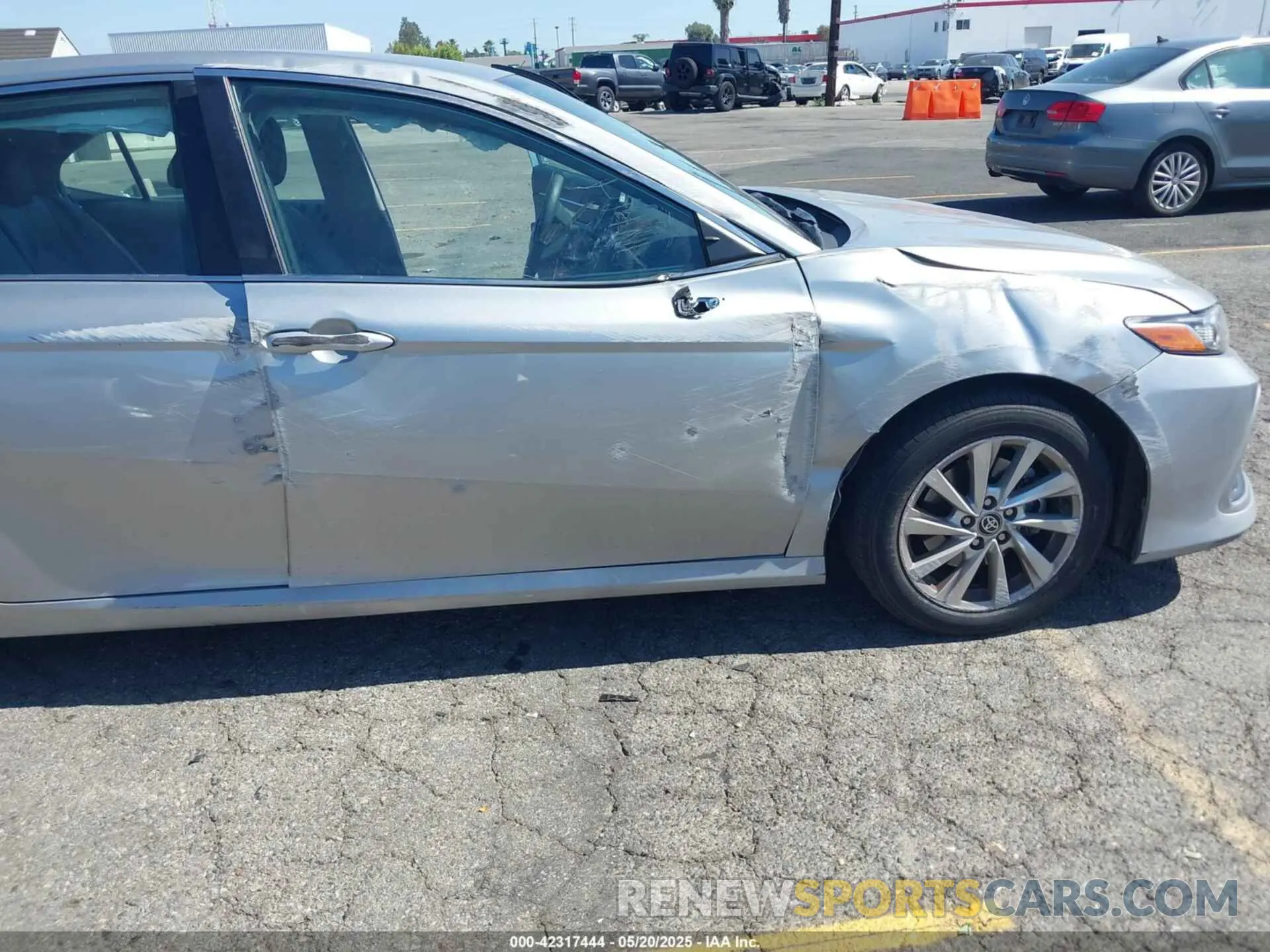 6 Фотография поврежденного автомобиля 4T1C11AK3MU440014 TOYOTA CAMRY 2021