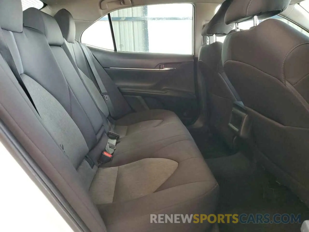 10 Фотография поврежденного автомобиля 4T1C11AK3MU454186 TOYOTA CAMRY 2021