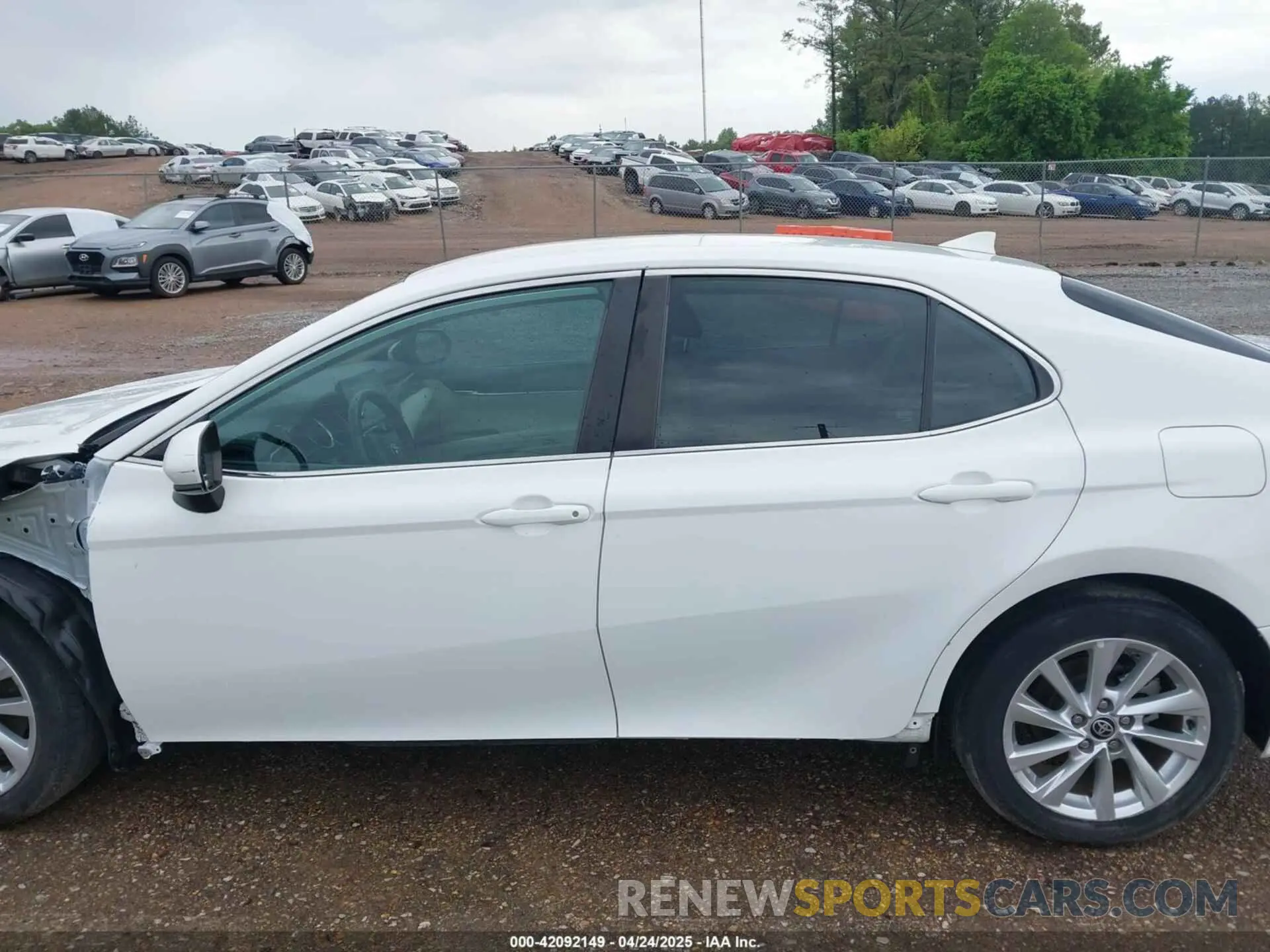 15 Photograph of a damaged car 4T1C11AK3MU545250 TOYOTA CAMRY 2021