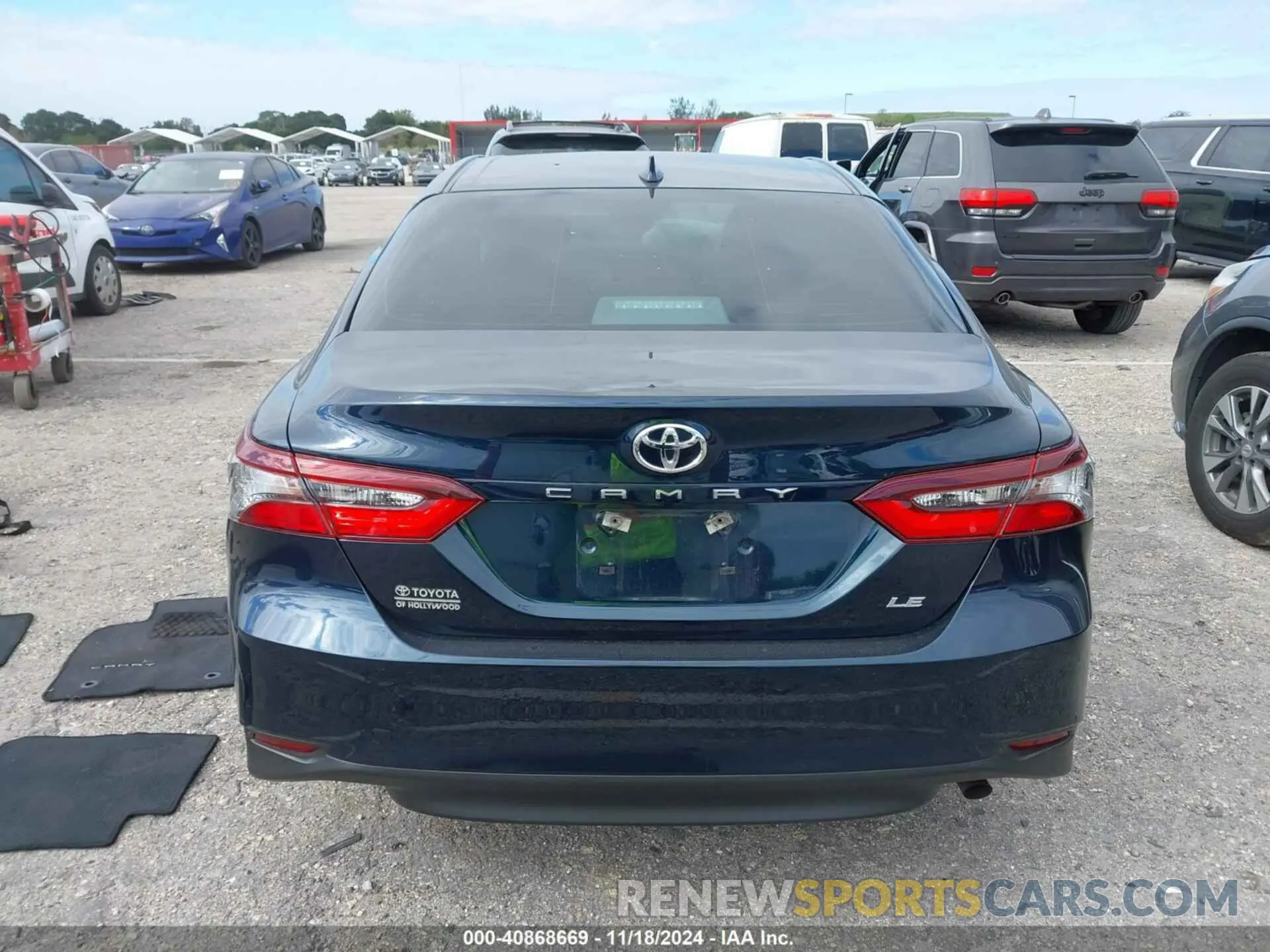 16 Photograph of a damaged car 4T1C11AK3MU553753 TOYOTA CAMRY 2021