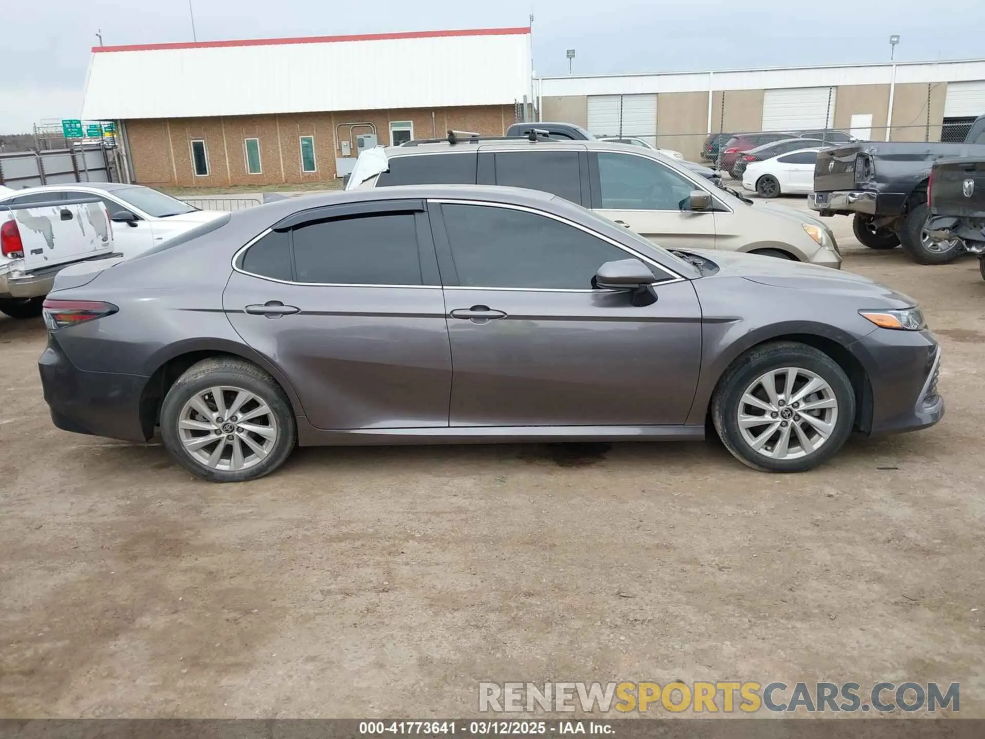 13 Photograph of a damaged car 4T1C11AK3MU614549 TOYOTA CAMRY 2021
