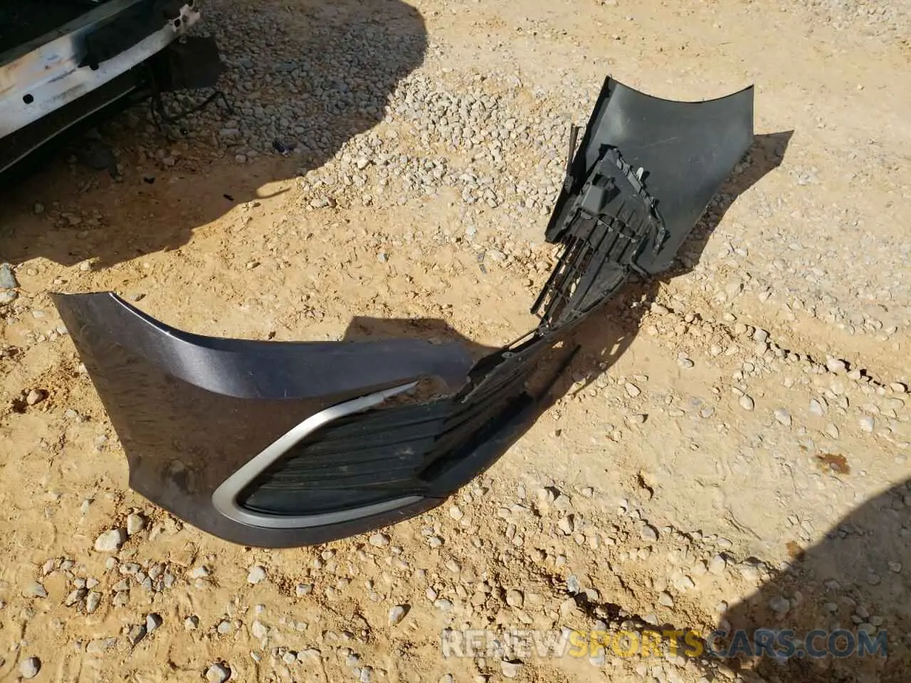 12 Фотография поврежденного автомобиля 4T1C11AK4MU437199 TOYOTA CAMRY 2021