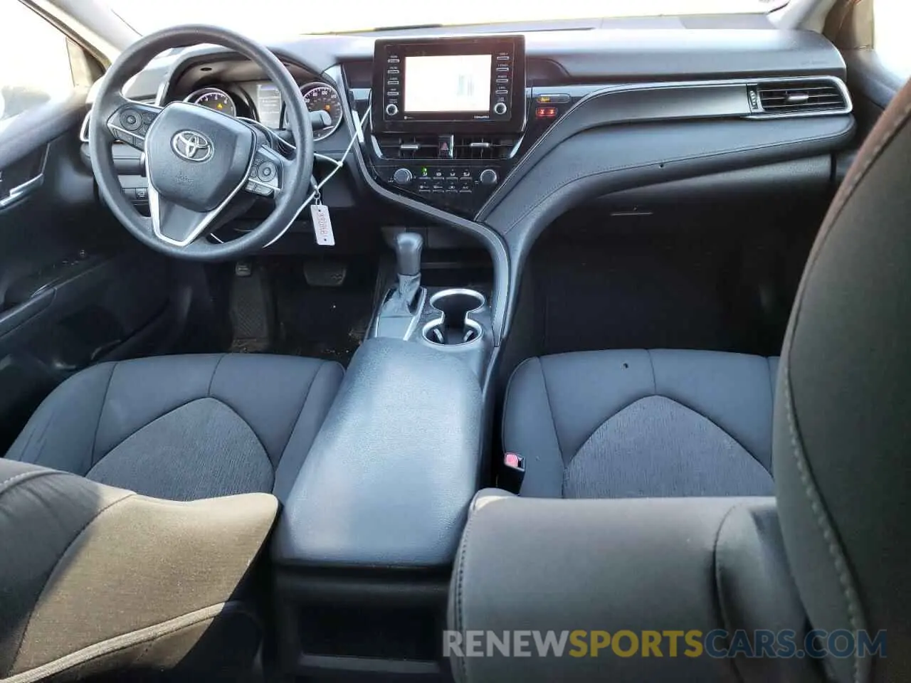 8 Фотография поврежденного автомобиля 4T1C11AK4MU458649 TOYOTA CAMRY 2021