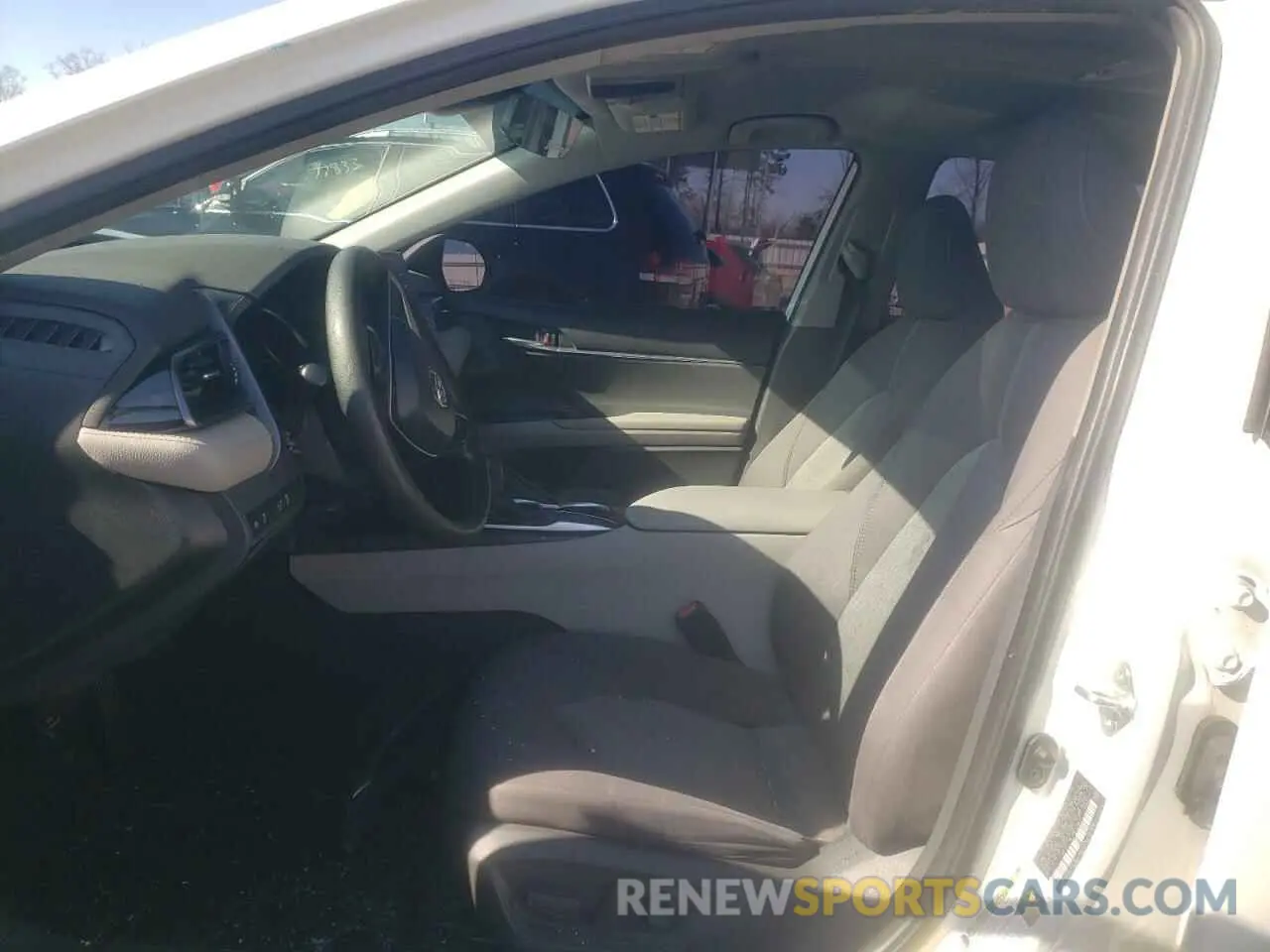 7 Photograph of a damaged car 4T1C11AK4MU463561 TOYOTA CAMRY 2021