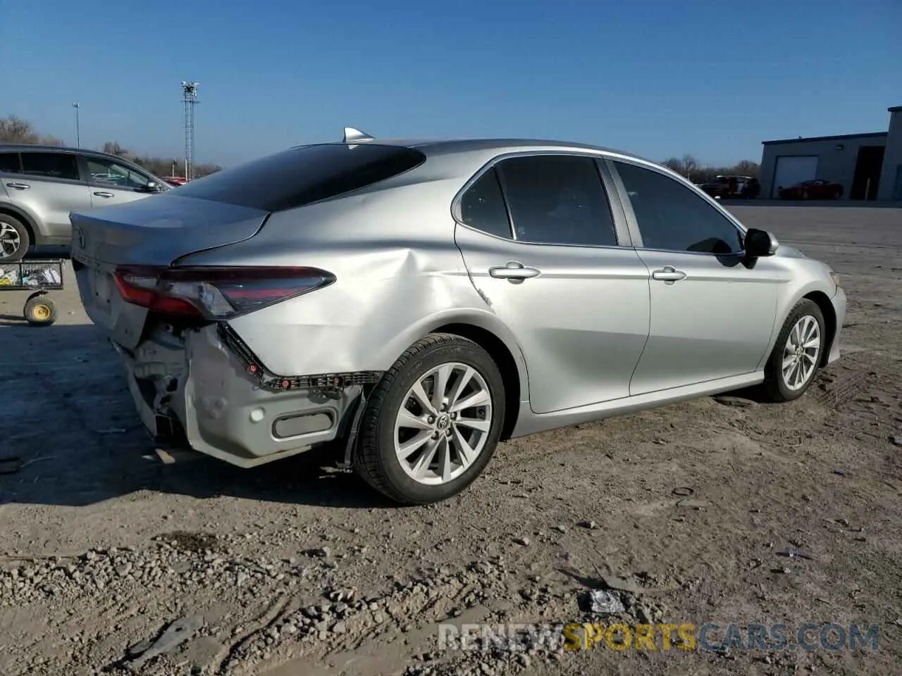 3 Photograph of a damaged car 4T1C11AK4MU468419 TOYOTA CAMRY 2021