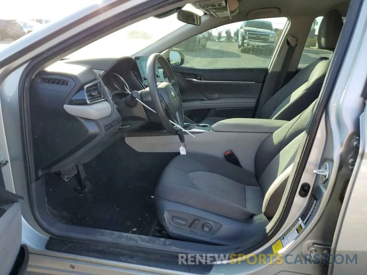 7 Photograph of a damaged car 4T1C11AK4MU468419 TOYOTA CAMRY 2021