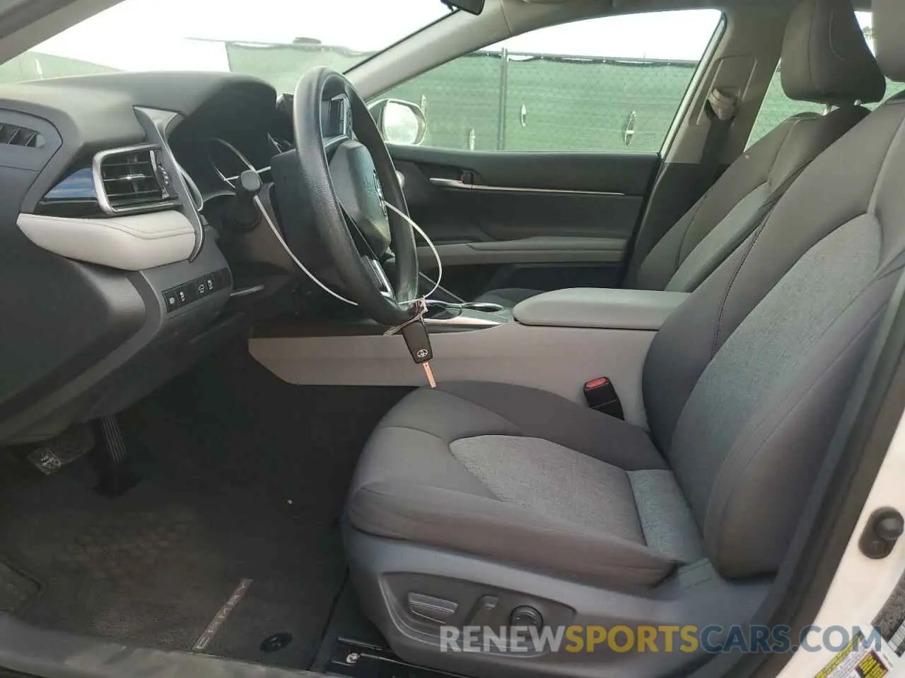 7 Фотография поврежденного автомобиля 4T1C11AK4MU476939 TOYOTA CAMRY 2021