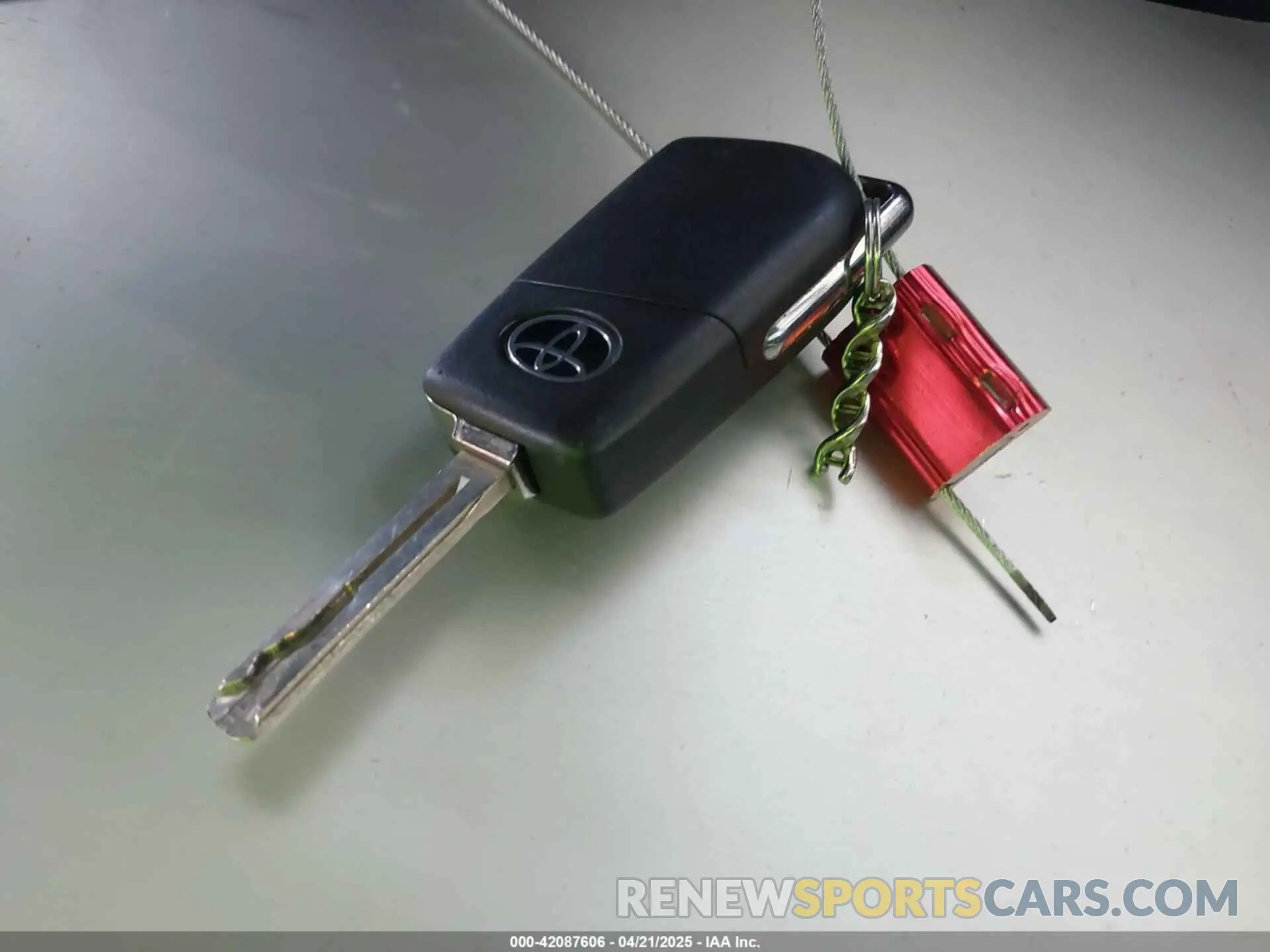11 Фотография поврежденного автомобиля 4T1C11AK4MU532605 TOYOTA CAMRY 2021