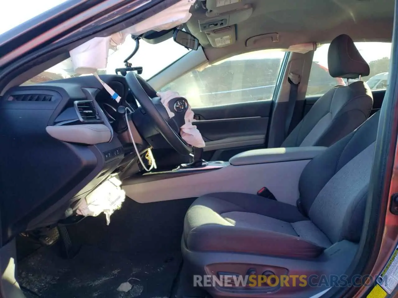 7 Photograph of a damaged car 4T1C11AK4MU544933 TOYOTA CAMRY 2021