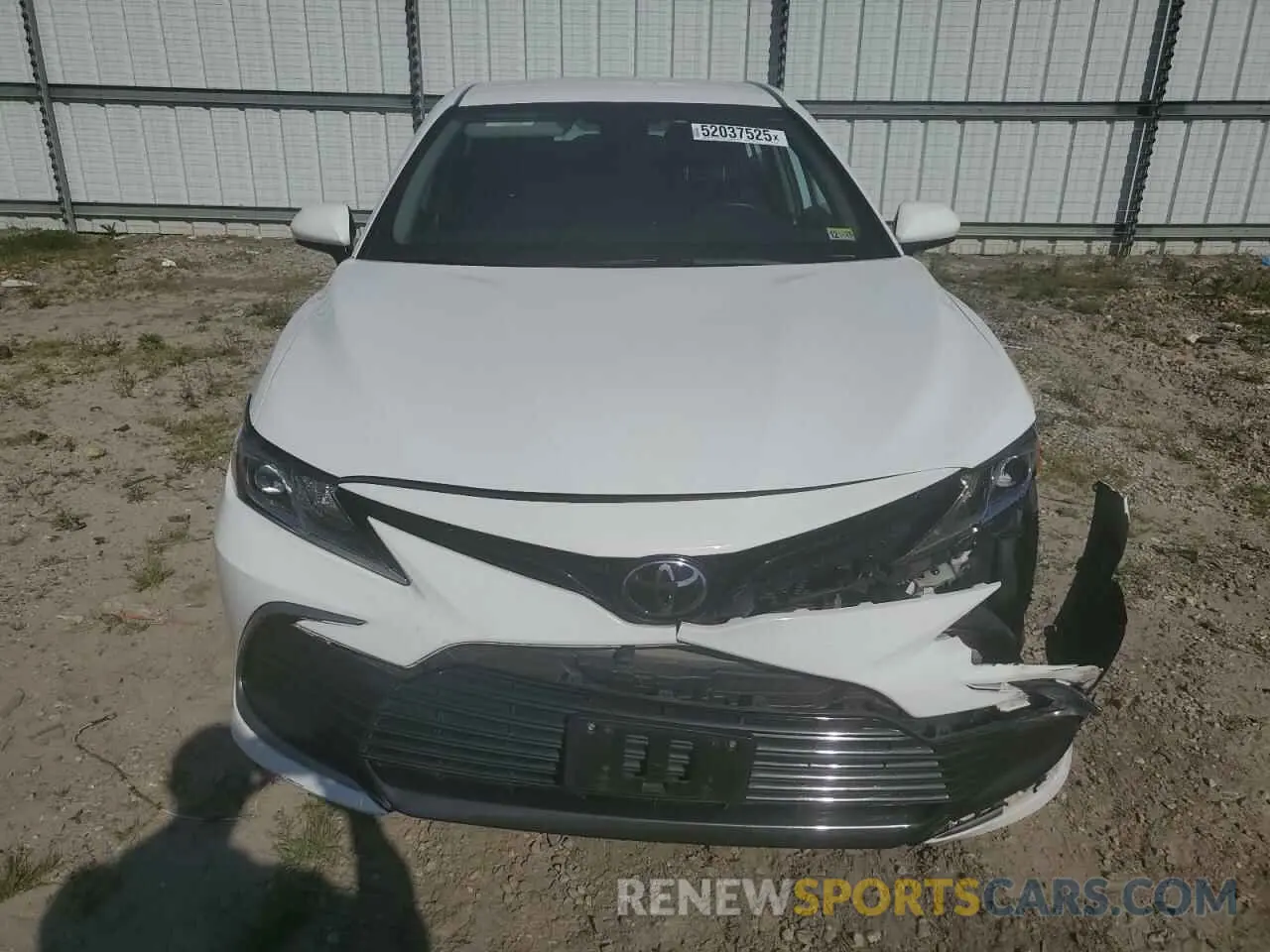 5 Photograph of a damaged car 4T1C11AK4MU575583 TOYOTA CAMRY 2021