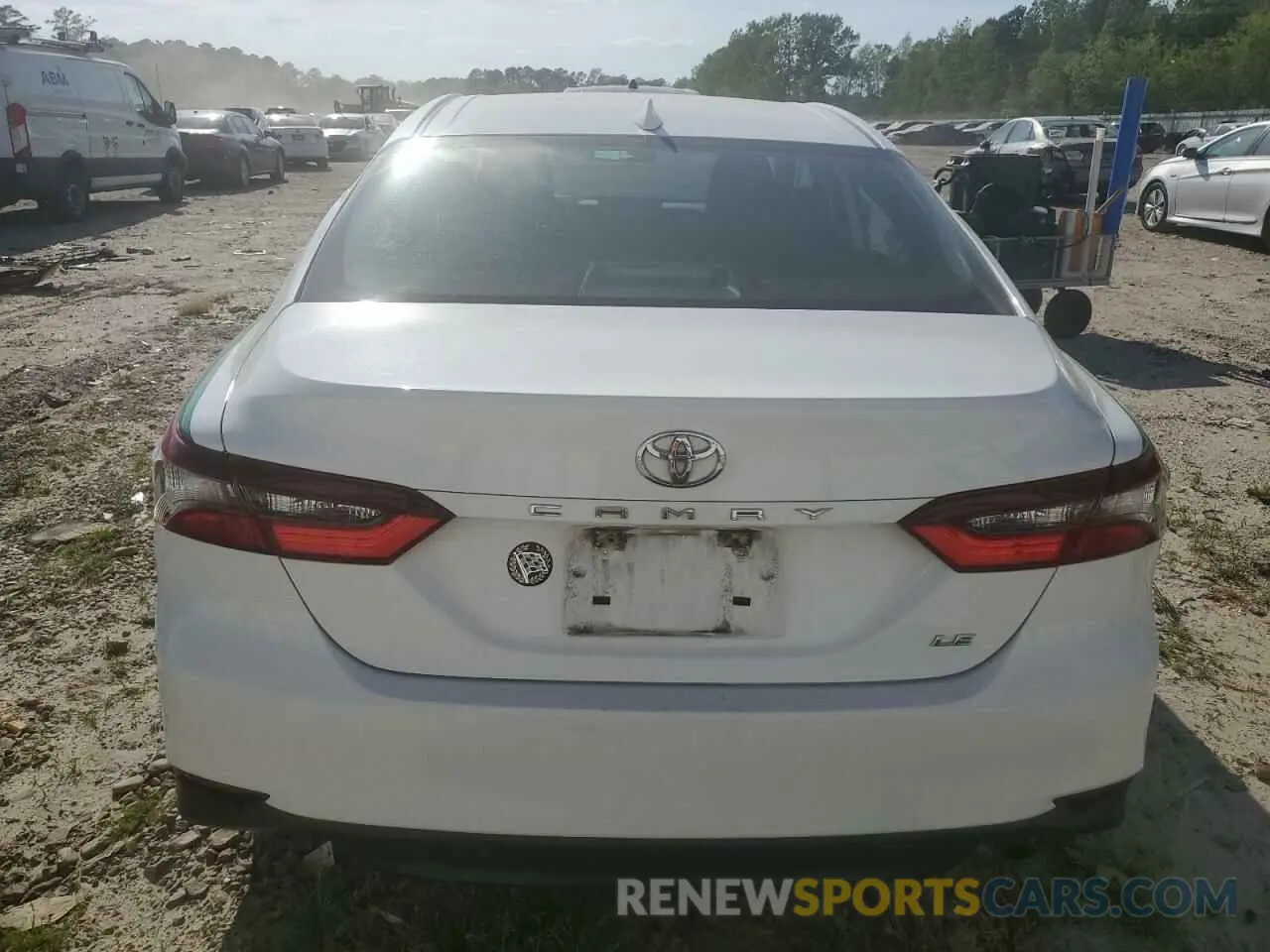 6 Photograph of a damaged car 4T1C11AK4MU575583 TOYOTA CAMRY 2021
