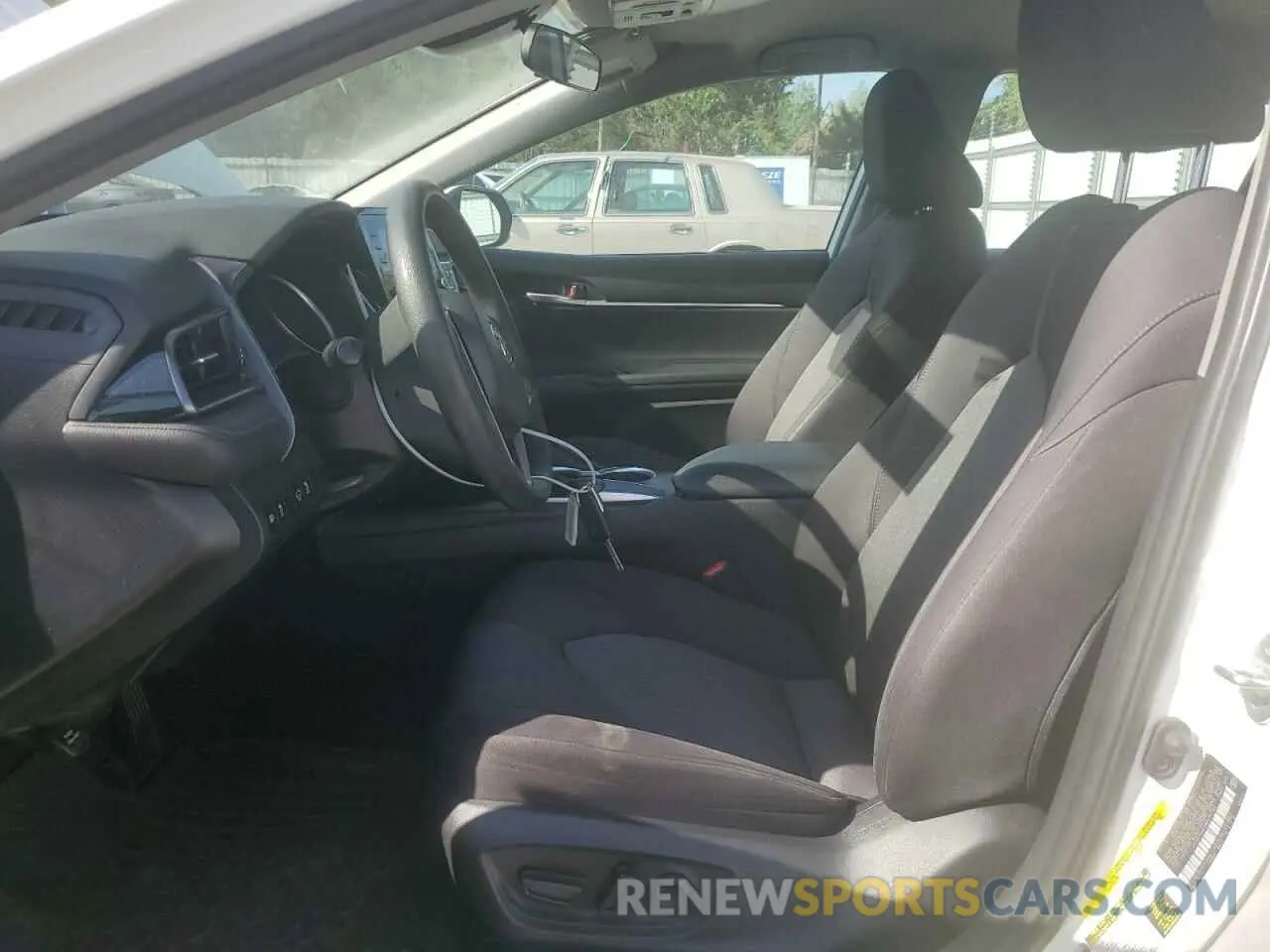 7 Photograph of a damaged car 4T1C11AK4MU575583 TOYOTA CAMRY 2021
