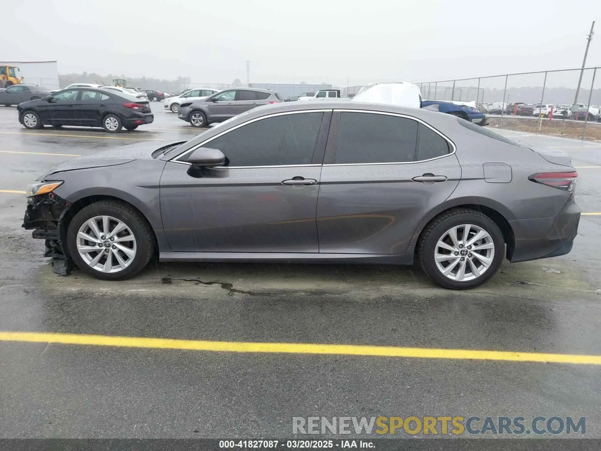 15 Photograph of a damaged car 4T1C11AK4MU577897 TOYOTA CAMRY 2021