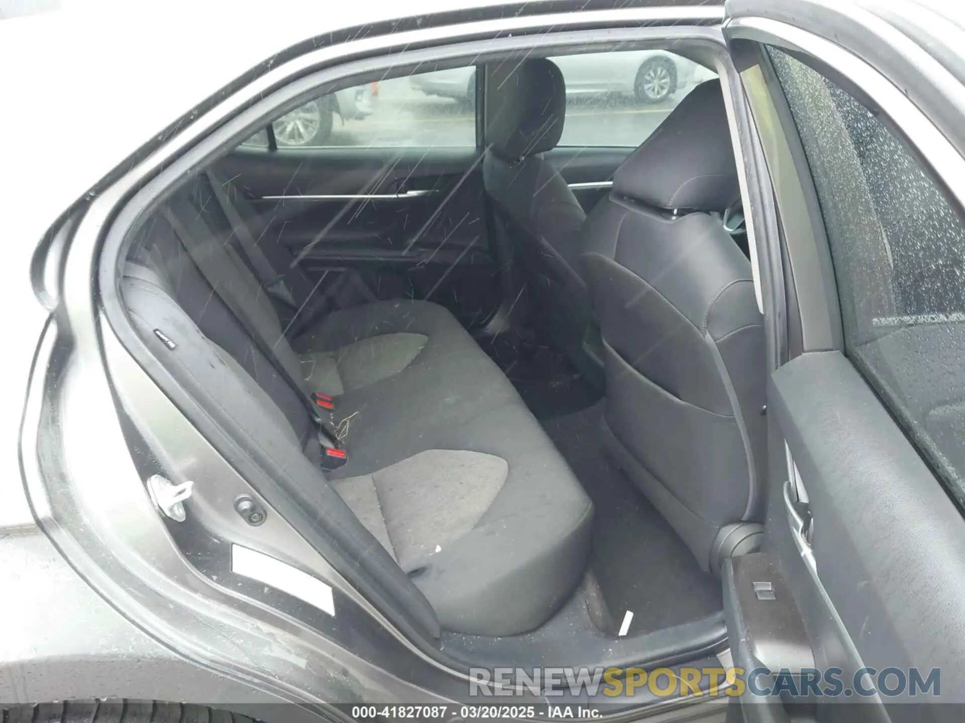 8 Photograph of a damaged car 4T1C11AK4MU577897 TOYOTA CAMRY 2021