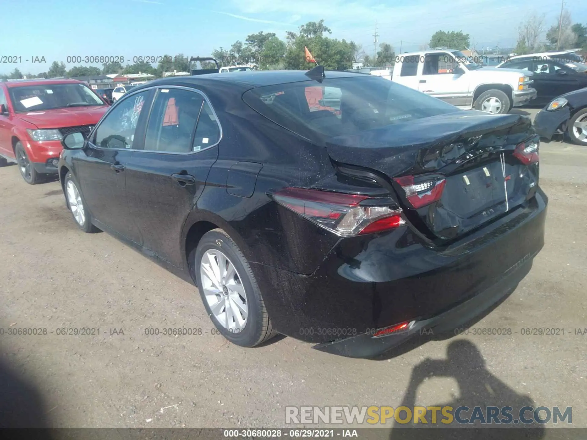 3 Photograph of a damaged car 4T1C11AK4MU588866 TOYOTA CAMRY 2021