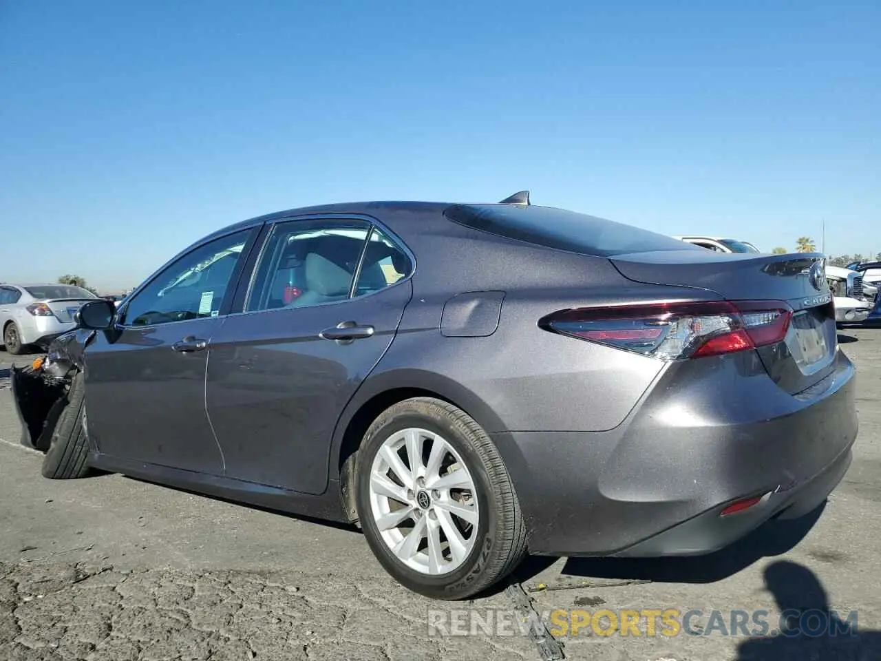 2 Фотография поврежденного автомобиля 4T1C11AK4MU603494 TOYOTA CAMRY 2021