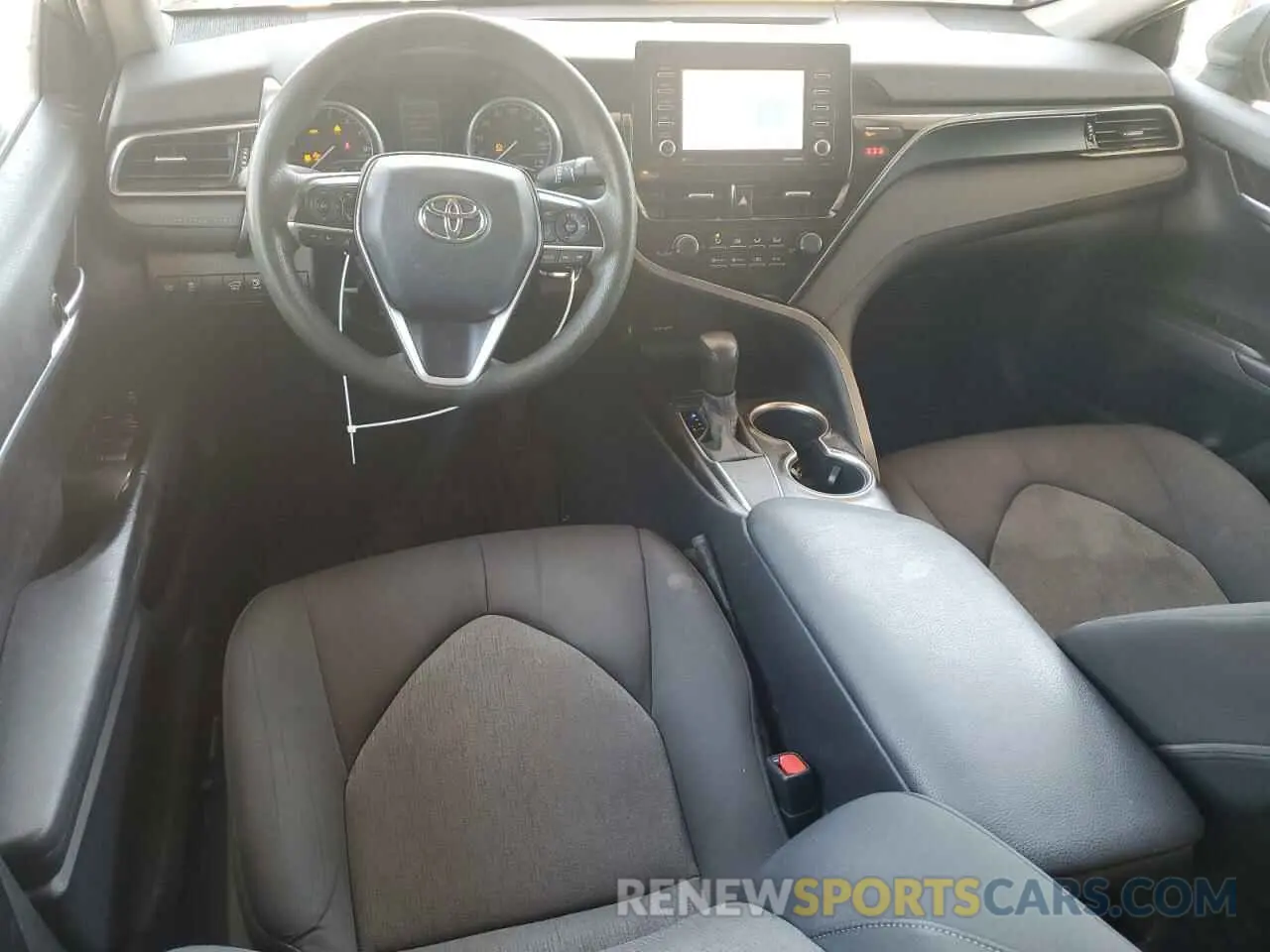 8 Фотография поврежденного автомобиля 4T1C11AK4MU614074 TOYOTA CAMRY 2021