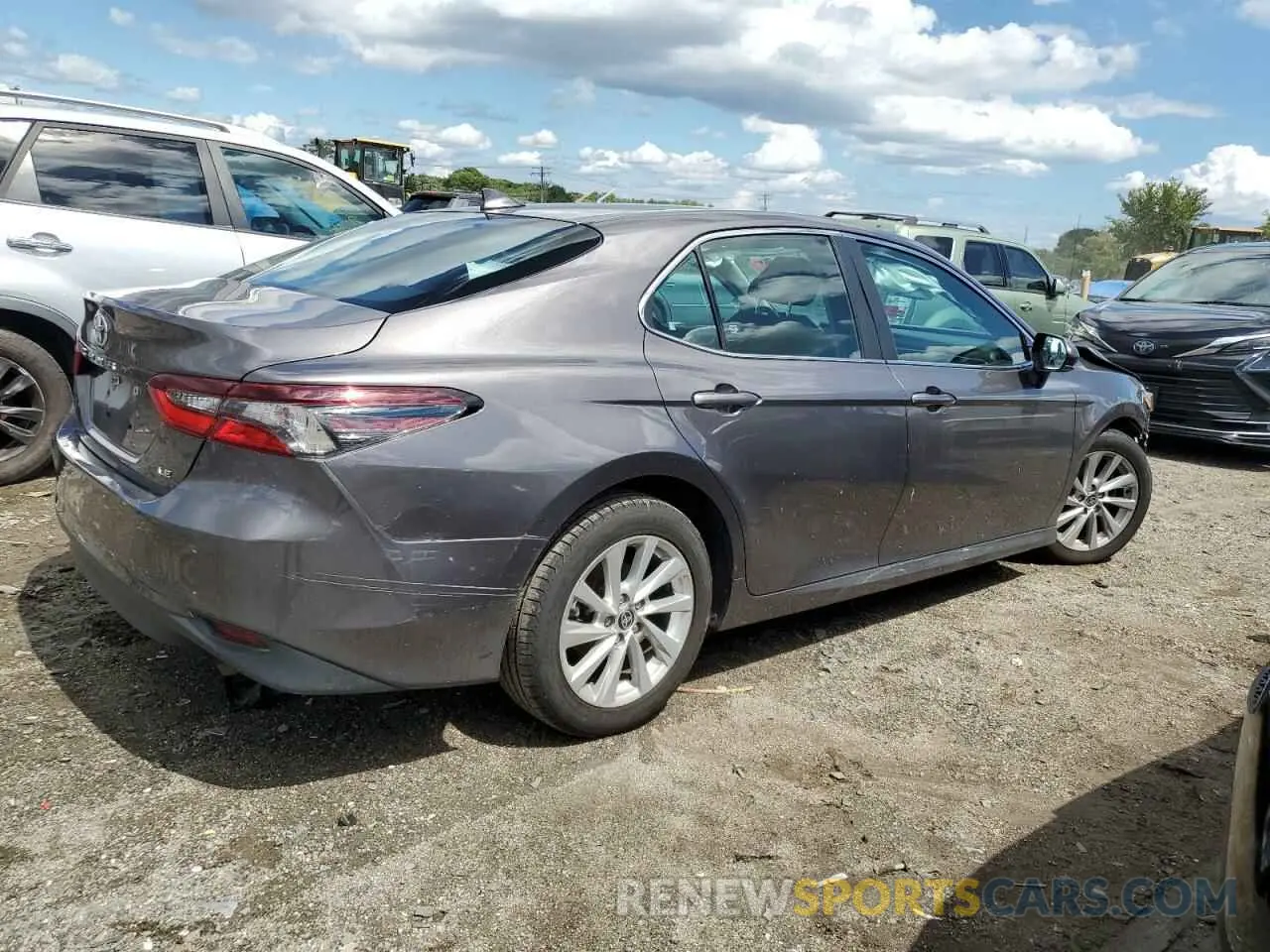 3 Photograph of a damaged car 4T1C11AK5MU444016 TOYOTA CAMRY 2021