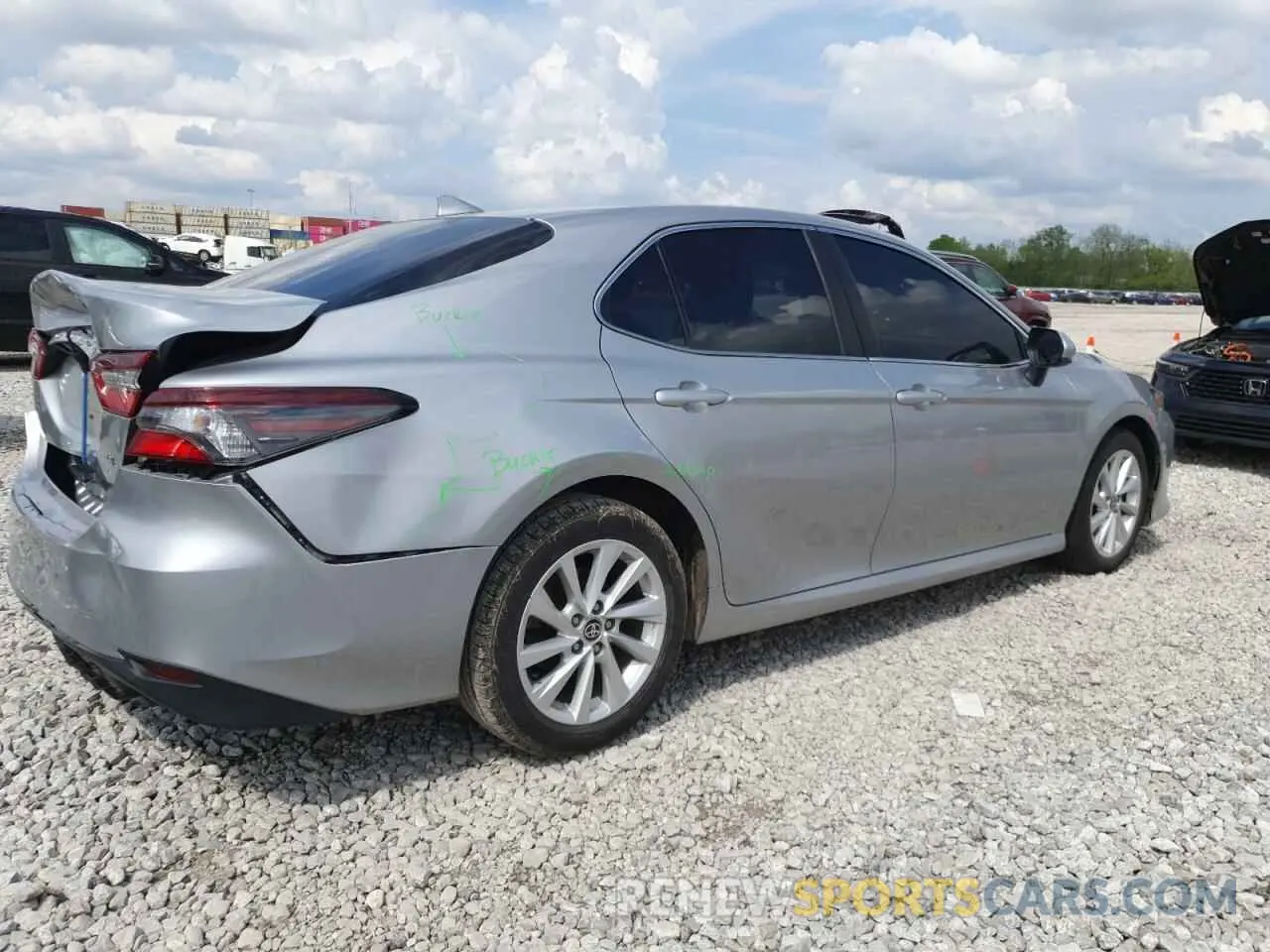 3 Photograph of a damaged car 4T1C11AK5MU457977 TOYOTA CAMRY 2021